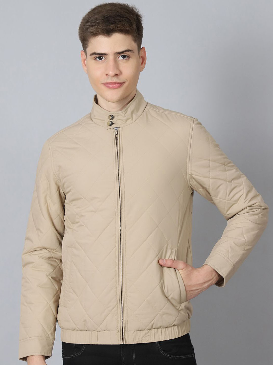 

HOUSE OF VEDAS Men Lightweight Quilted Jacket, Beige