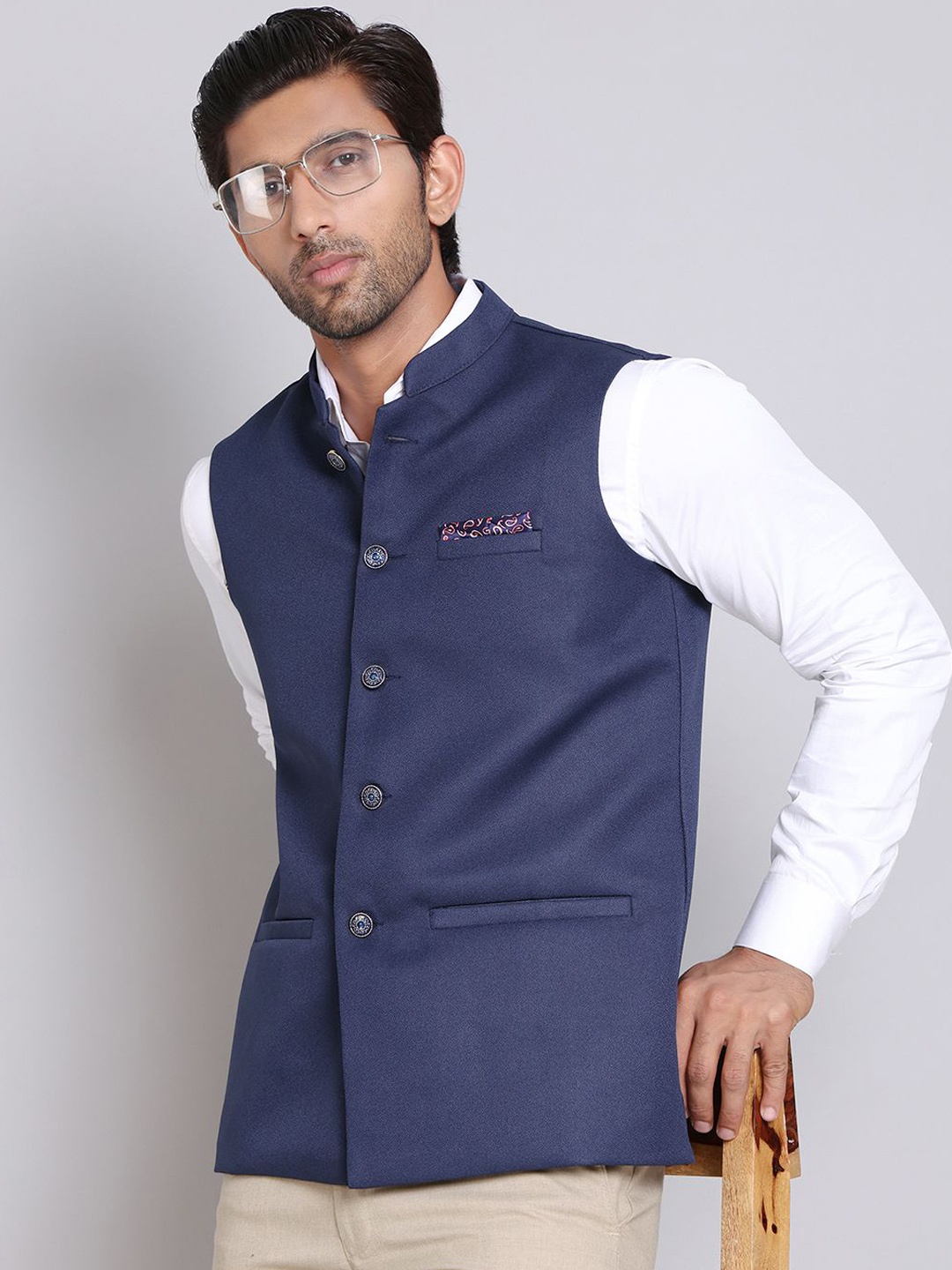 

Anouk Woven Nehru Jacket, Navy blue