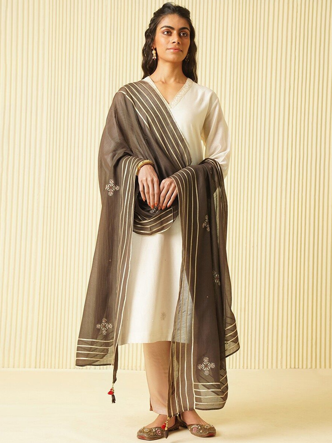

JAYPORE Embroidered Cotton Silk Dupatta, Brown