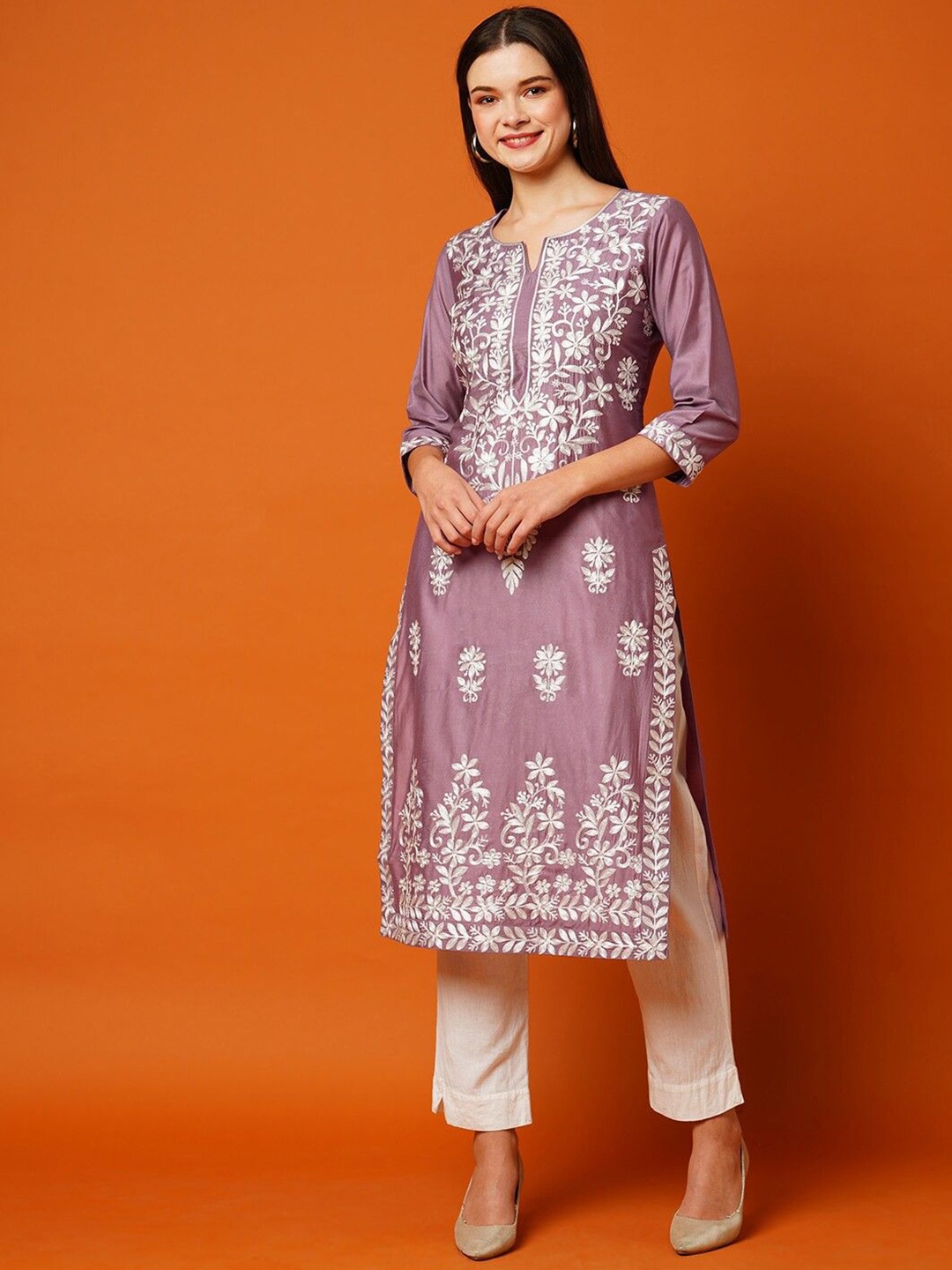 

GoSriKi Women Ethnic Motifs Embroidered Chikankari Kurta, Purple