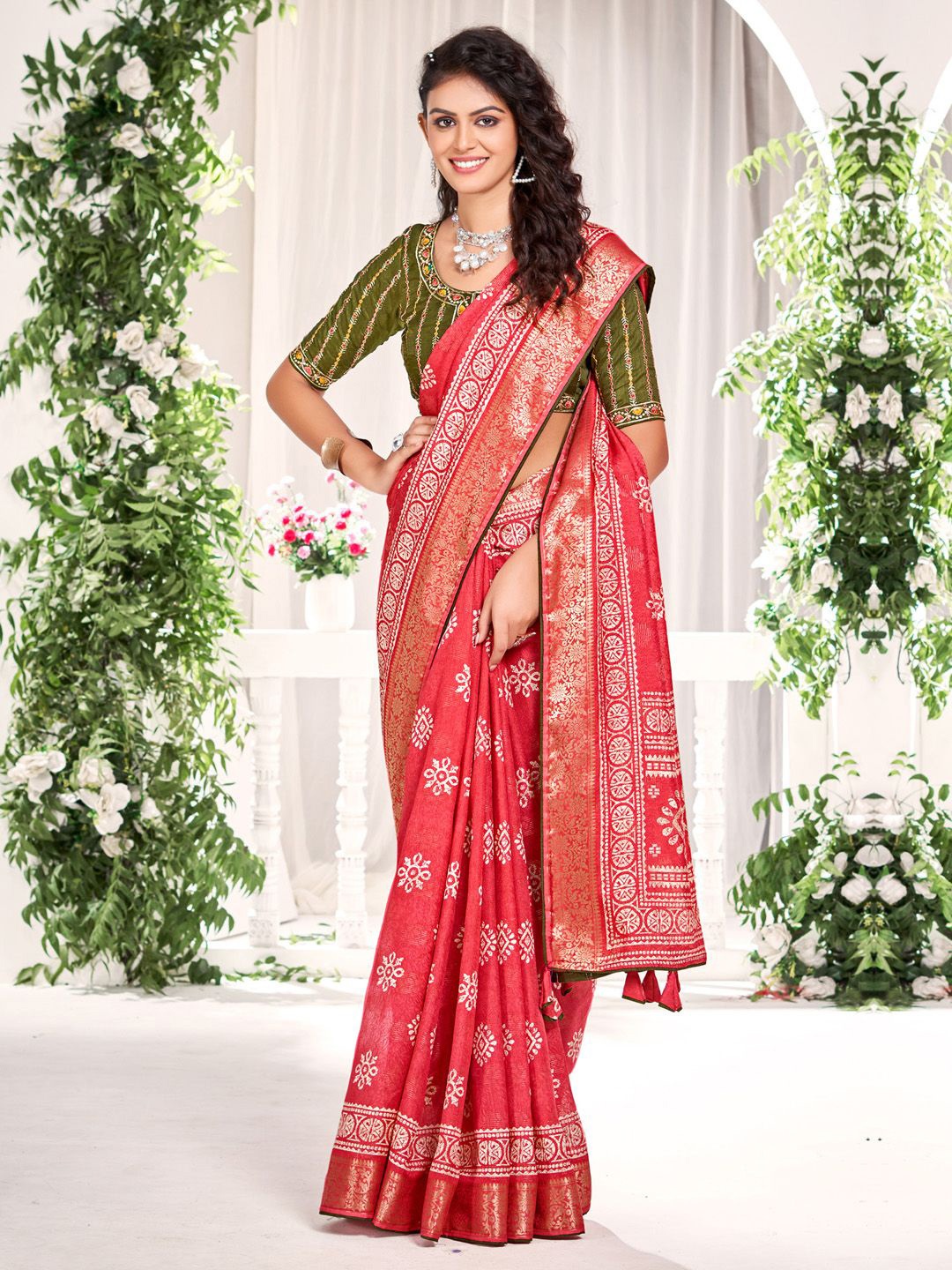 

Saree mall Ethnic Motifs Zari Silk Blend Sarees, Red