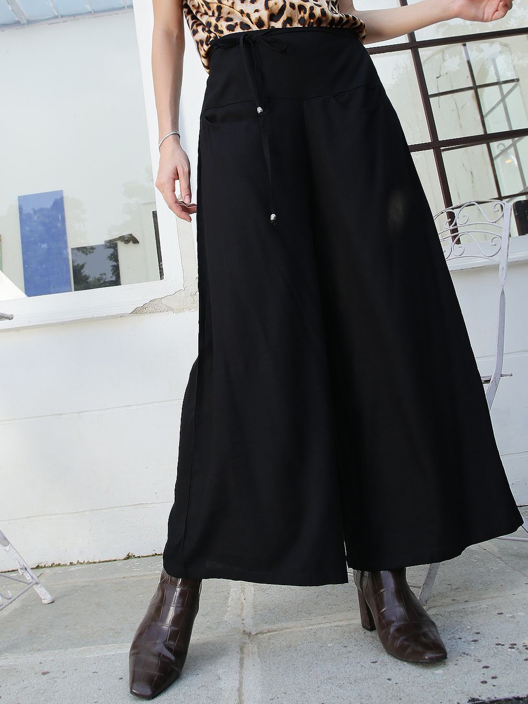 

StyleCast X SERA Women Relaxed Flared Easy Wash Pleated Trousers, Black