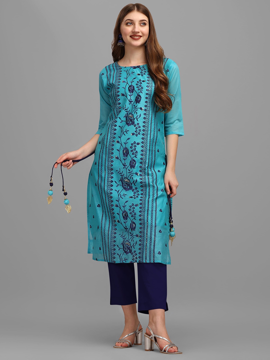 

CLIW Ethnic Motifs Embroidered Kurta, Blue