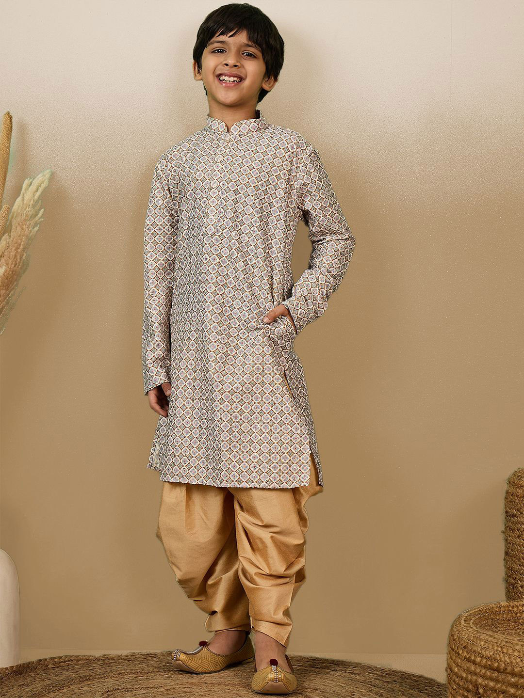 

Here&Now X Sanwara Boys Floral Printed Regular Sequinned Pure Cotton Kurta with Dhoti Pants, Brown