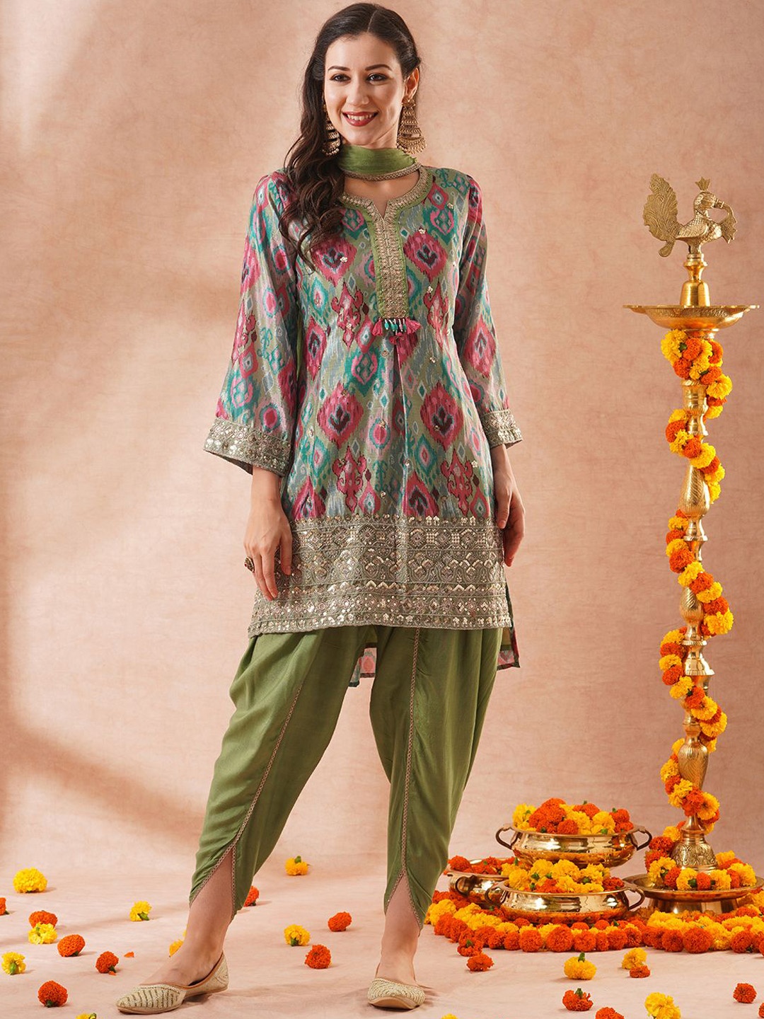 

FASHOR Women Floral Printed Regular Sequinned Silk Crepe Kurta with Dhoti Pants & With Dupatta, Green