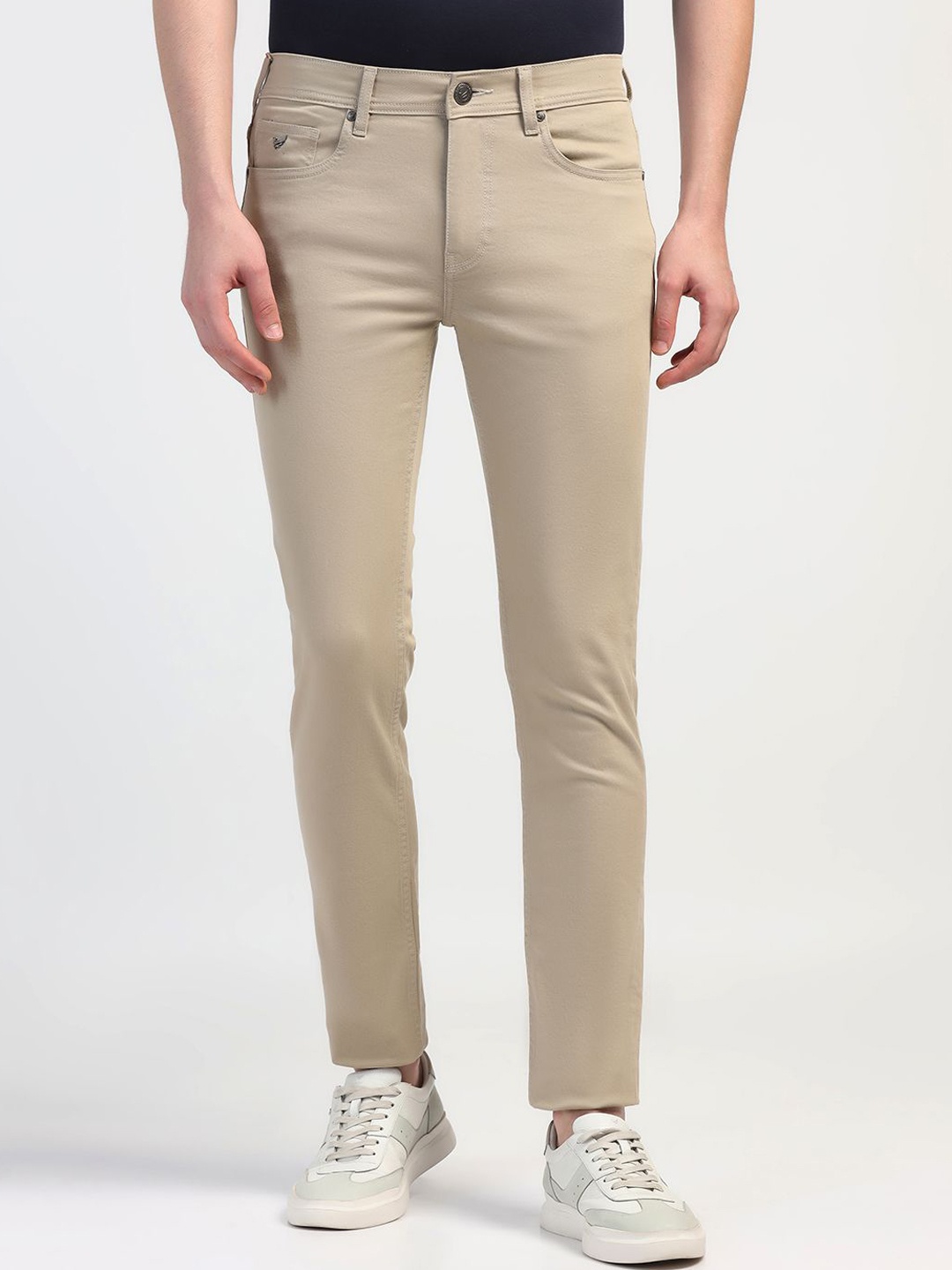 

Blackberrys Men Skinny Fit Low-Rise Jeans, Beige