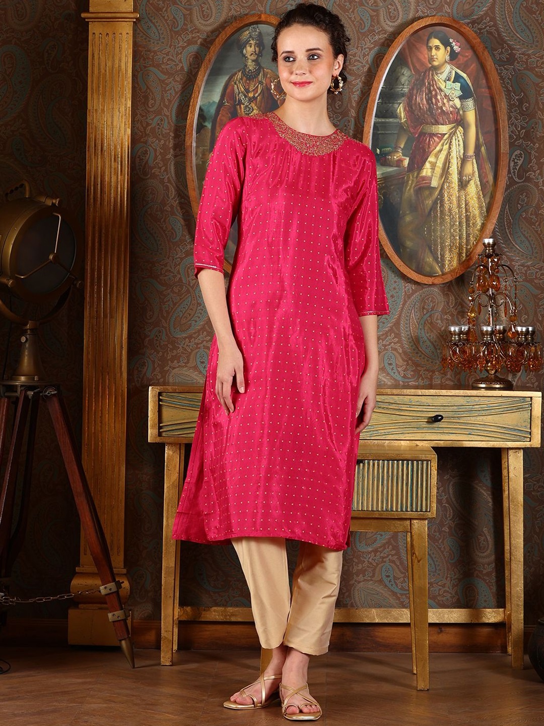 

W Women Embroidered Kurta, Pink