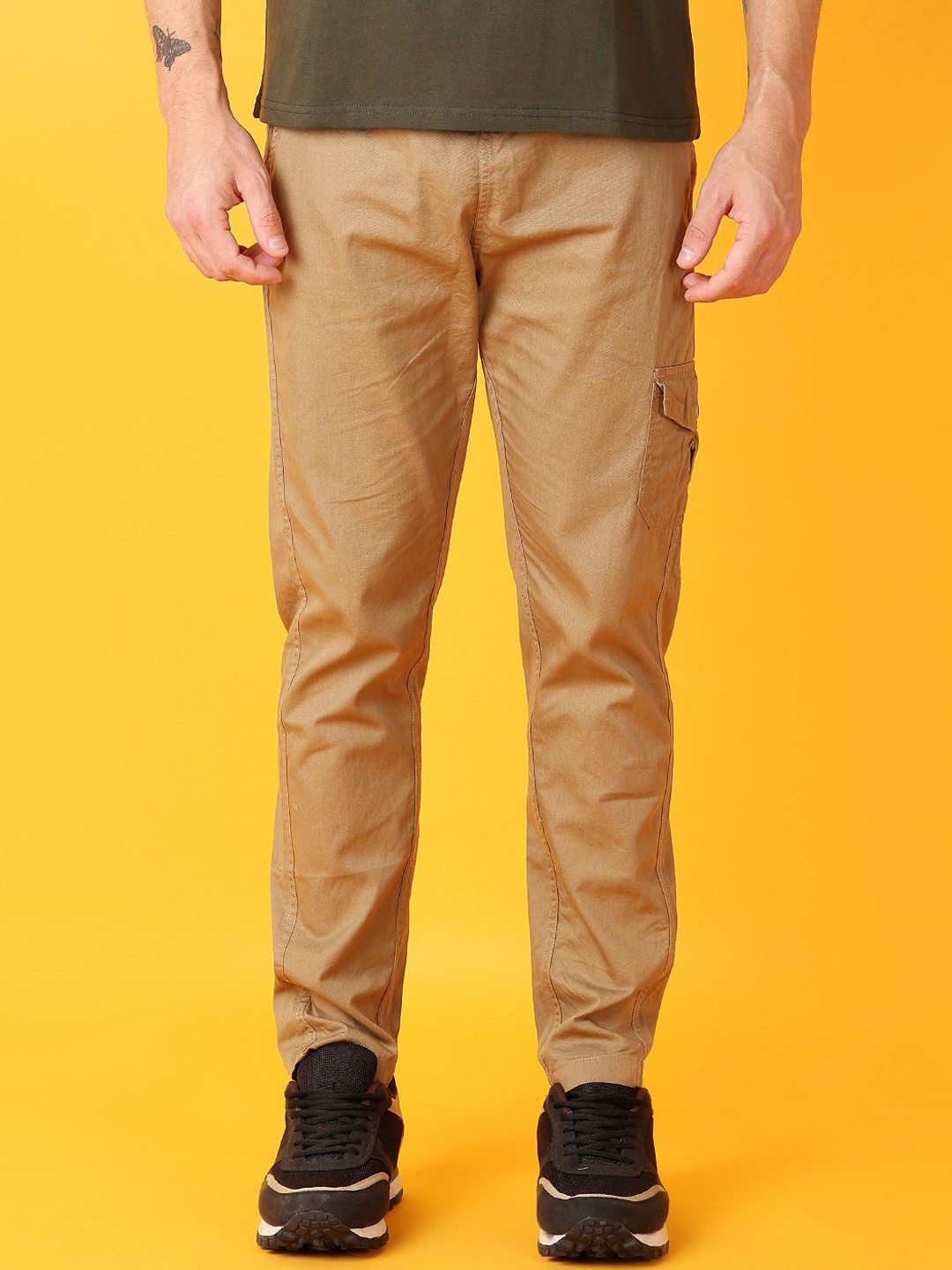 

V-Mart Men Trousers, Brown