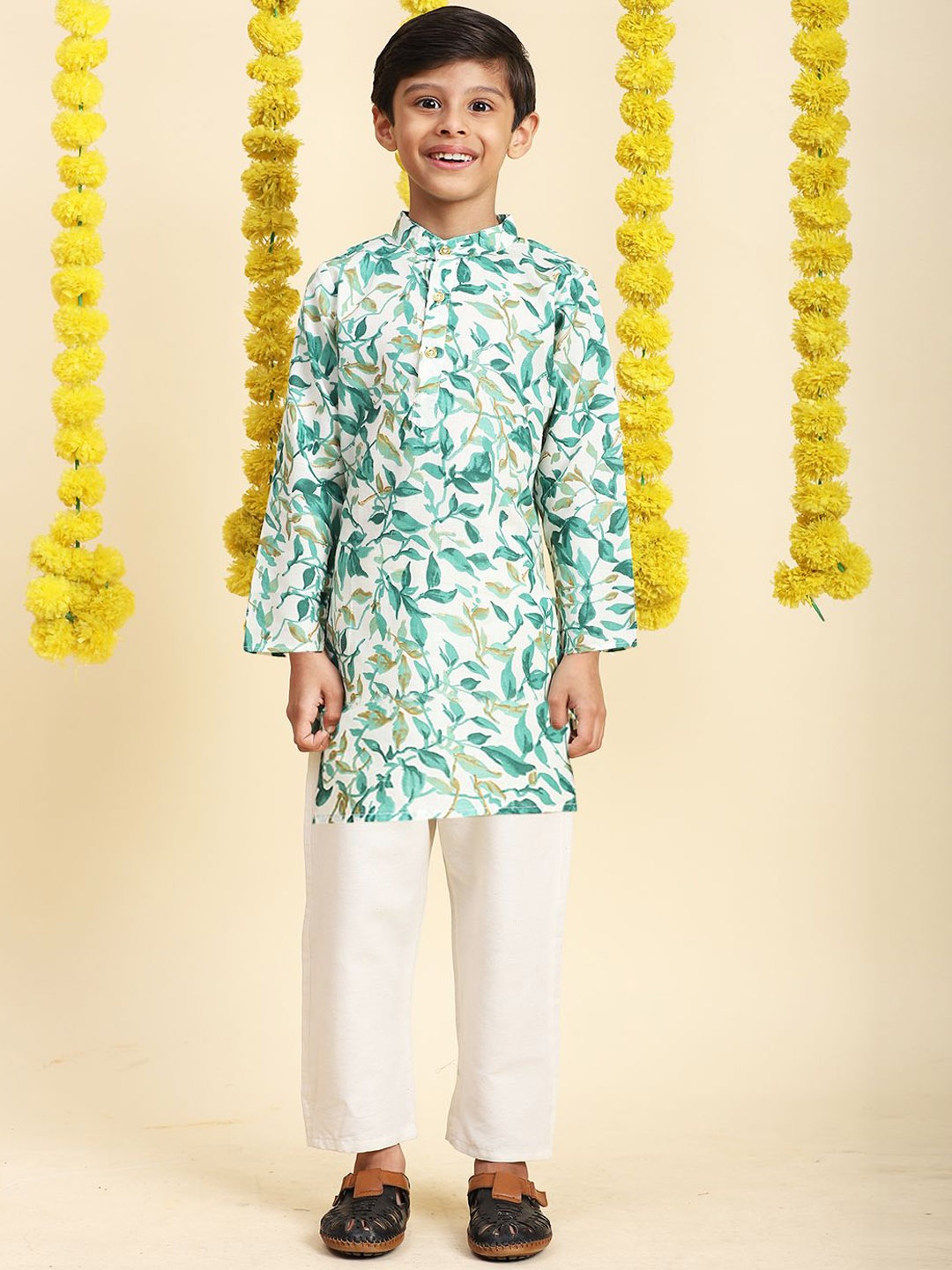 

Cutiekins Boys Floral Printed Straight Cotton Kurta with Pyjamas, Sea green
