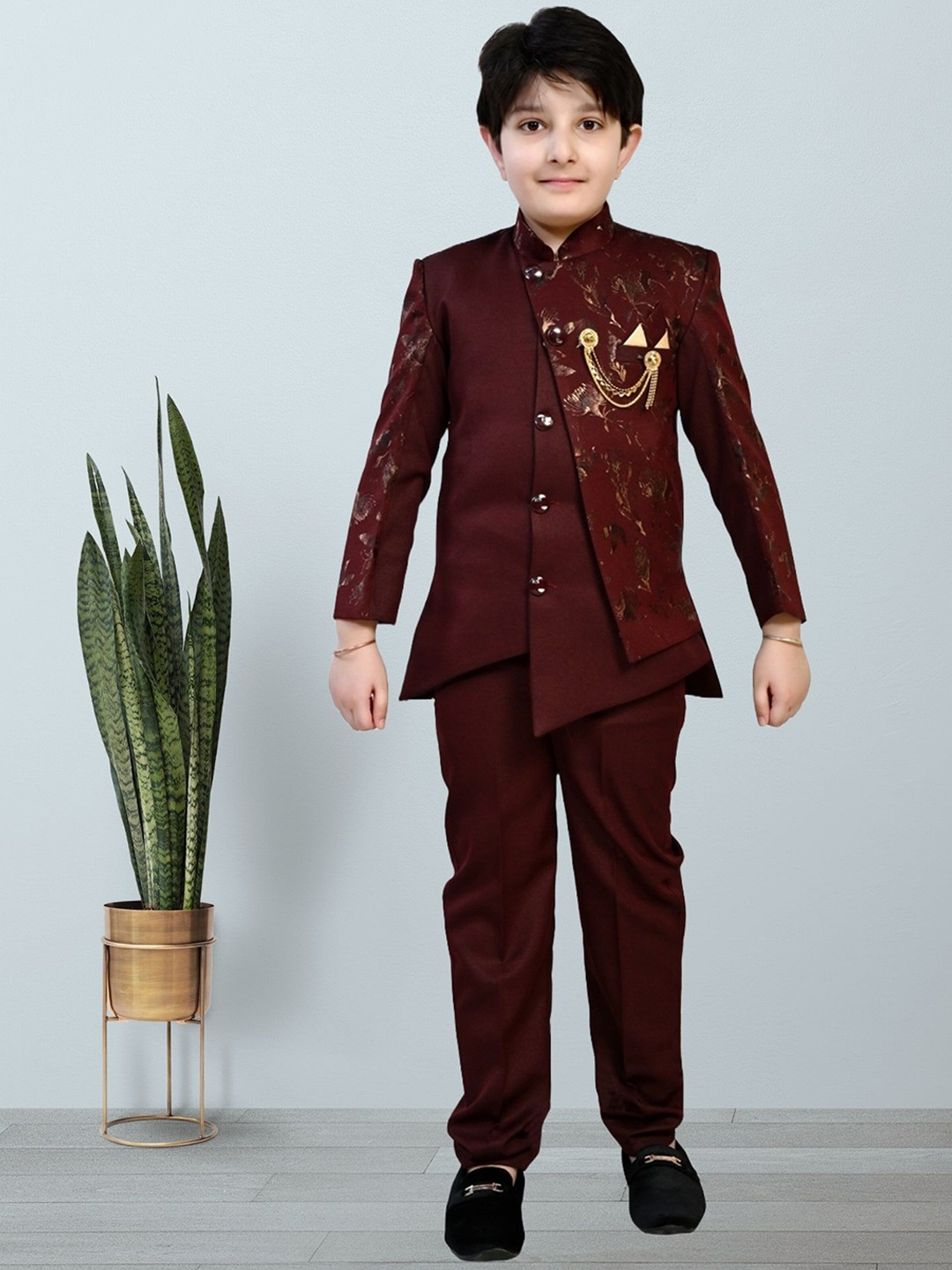 

BAESD Boys Self Design Sherwani Set, Maroon