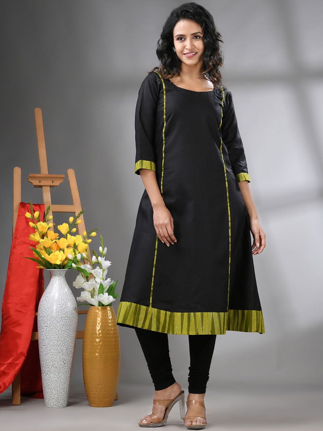 

Charukriti Women Kurta, Black