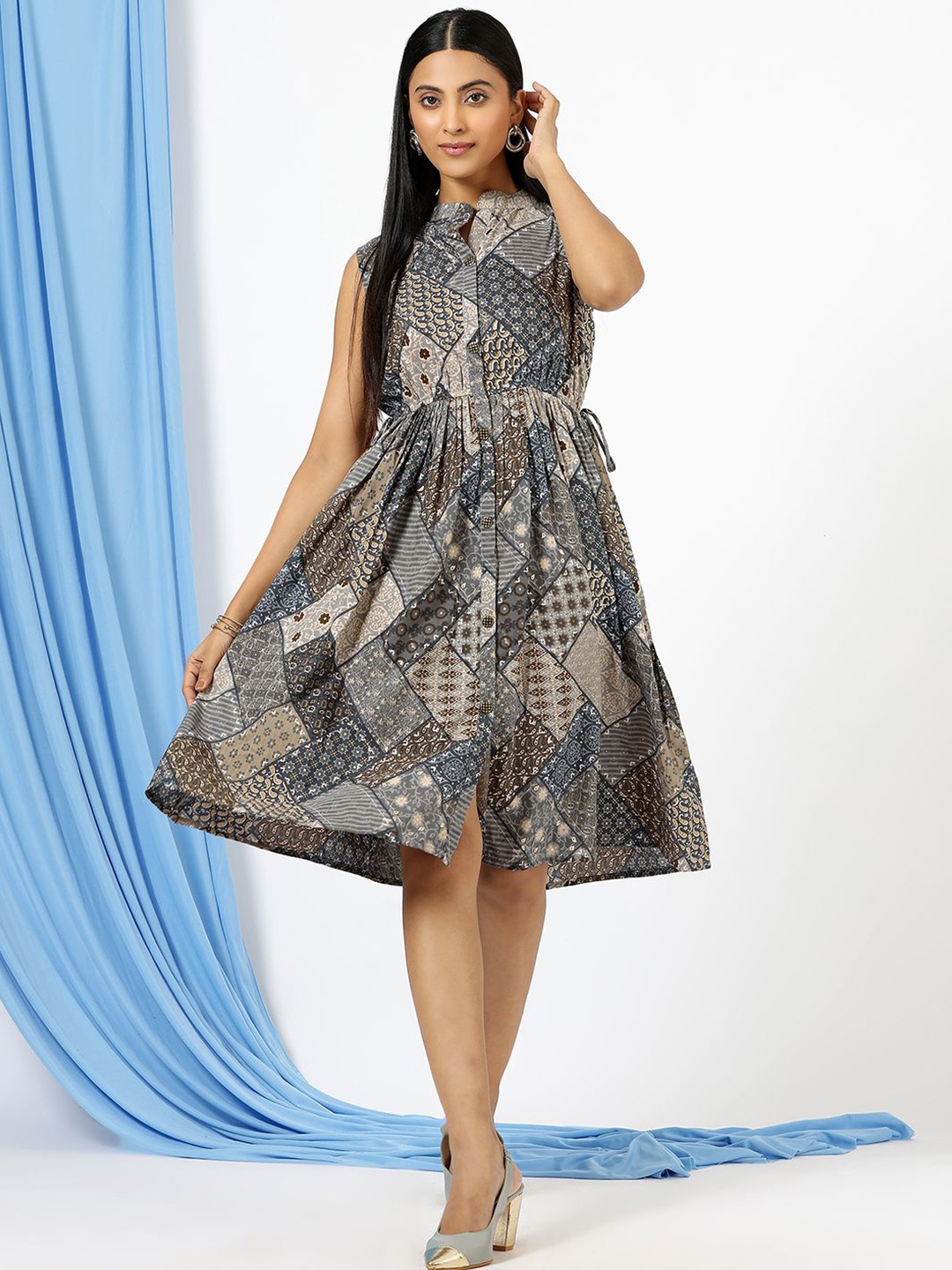

Rujave Abstract Print Knee Length Mandarin Collar Fit & Flare Dress, Grey