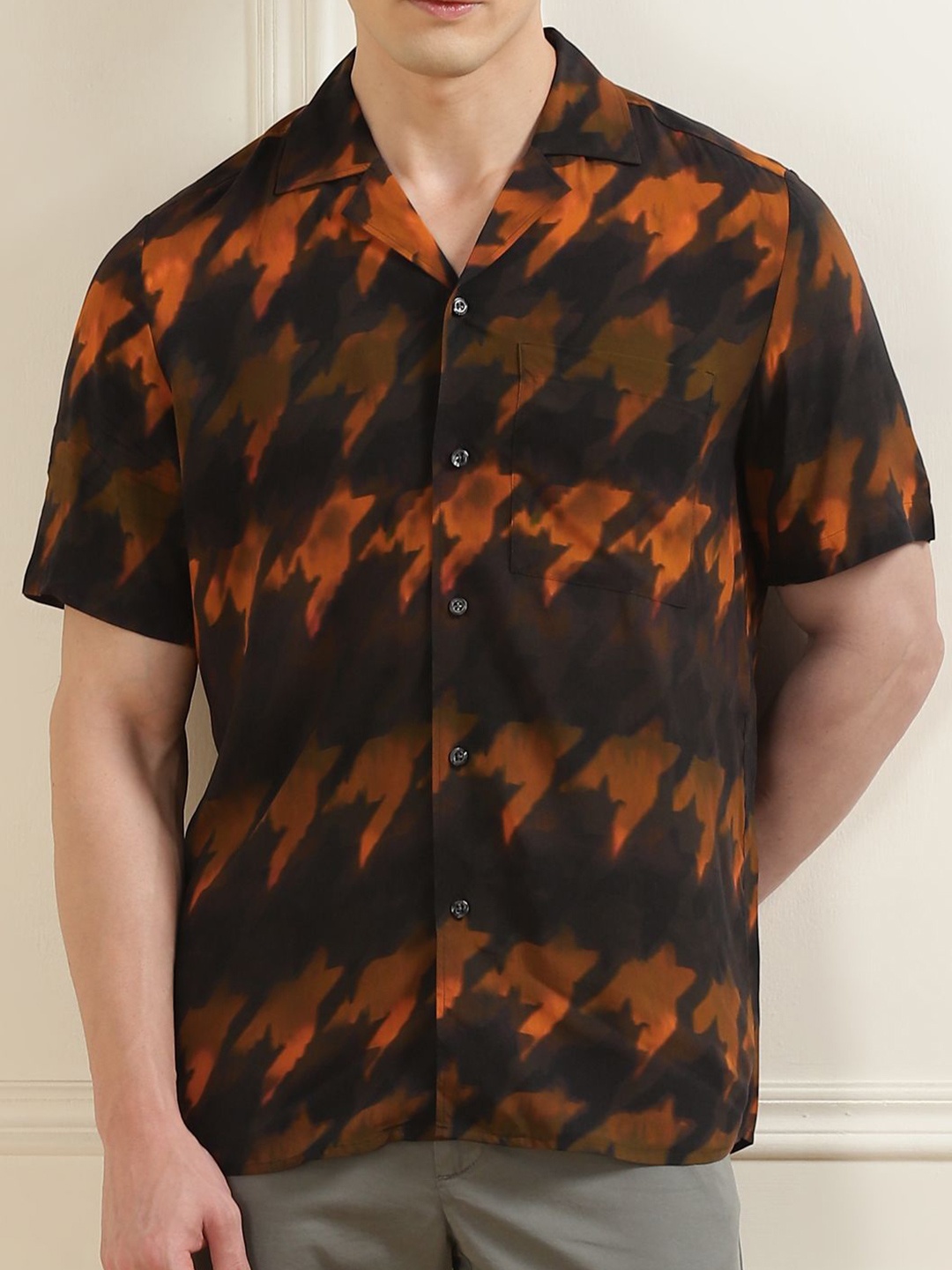 

HUGO Men Slim Fit Opaque Printed Formal Shirt, Orange