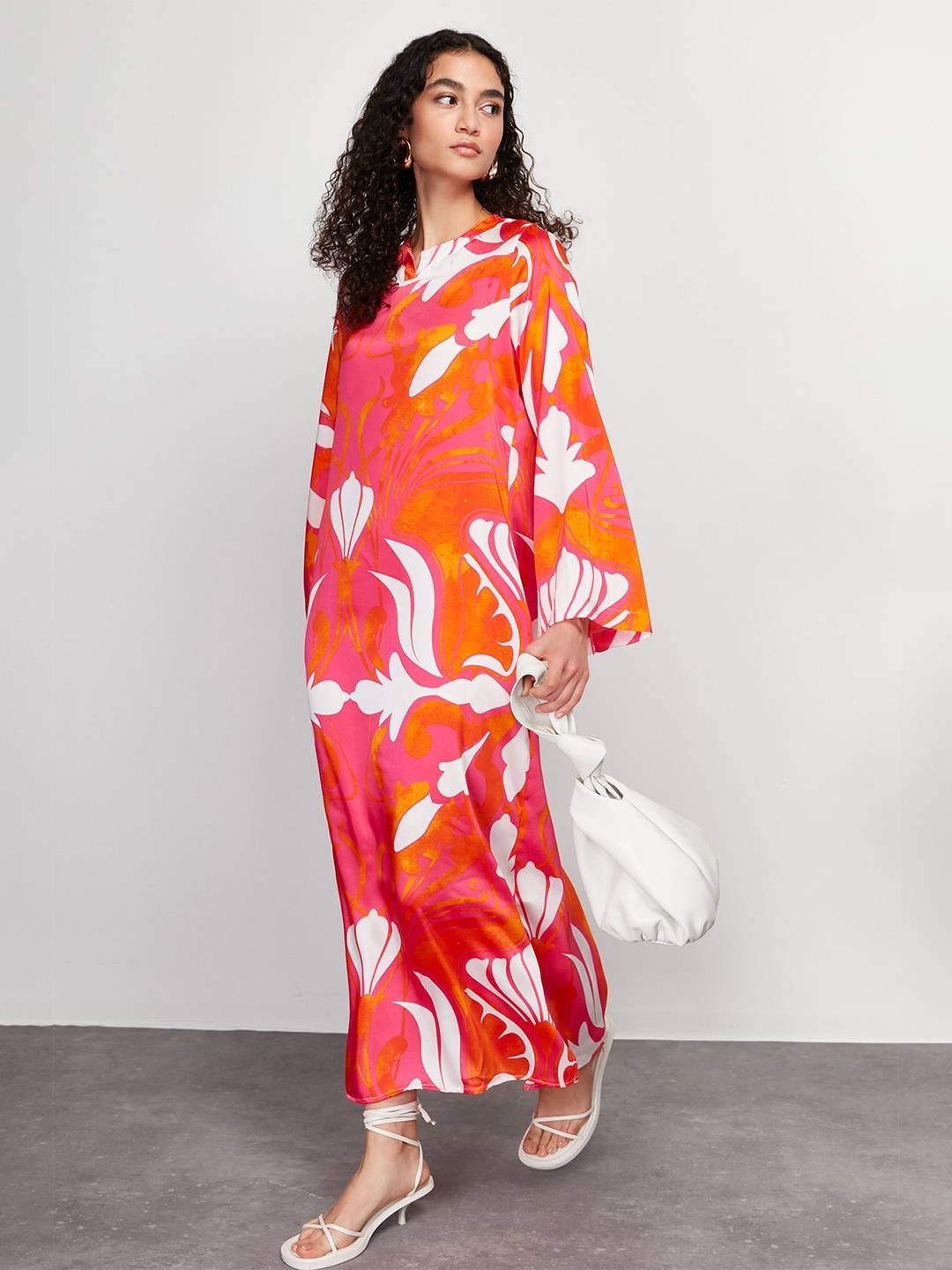 

Trendyol Floral Print Flared Sleeve Maxi Dress, Na