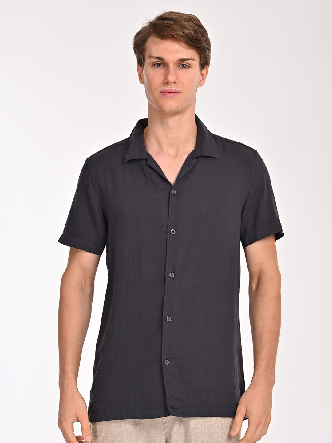 

POE Men Smart Slim Fit Opaque Casual Shirt, Grey