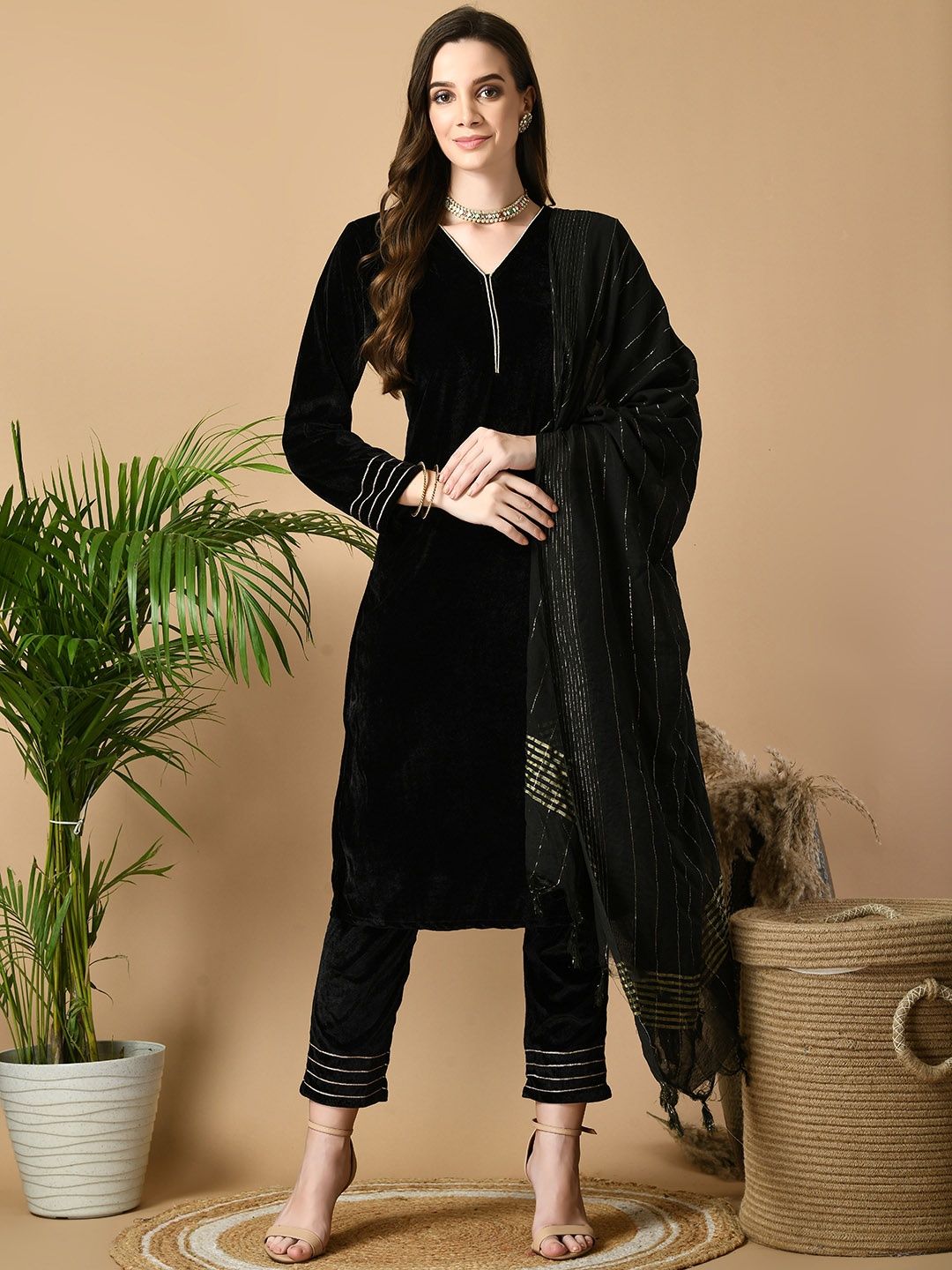 

Sangria Black V-Neck Velvet Straight Kurta With Trousers With Dupatta
