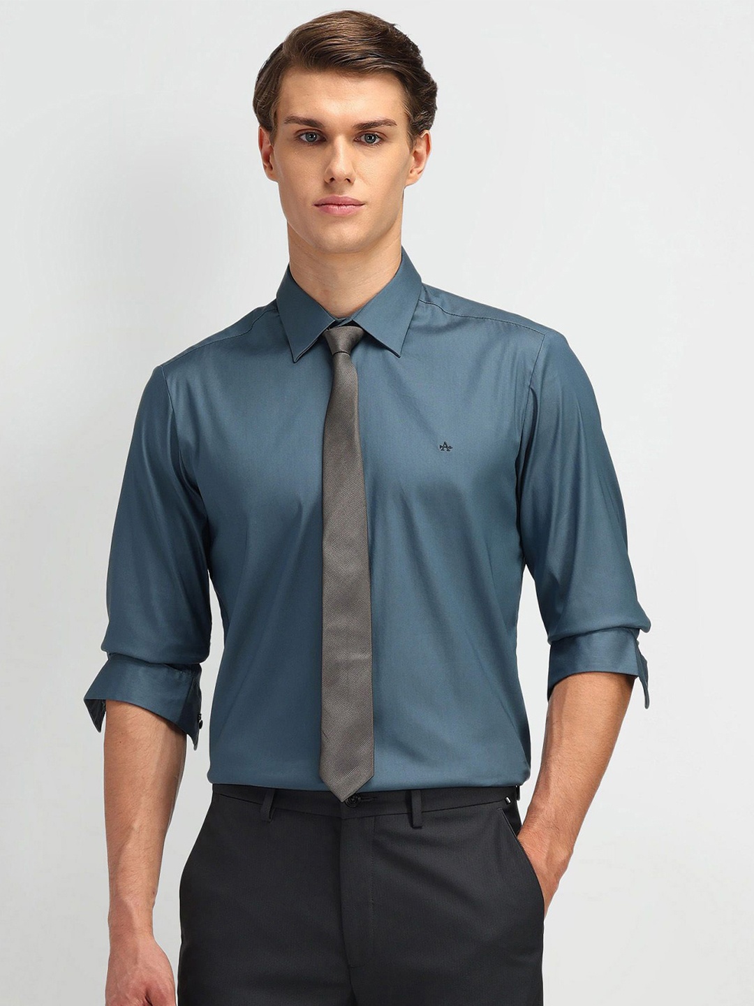 

Arrow New York Men Modern Slim Fit Opaque Formal Shirt, Green