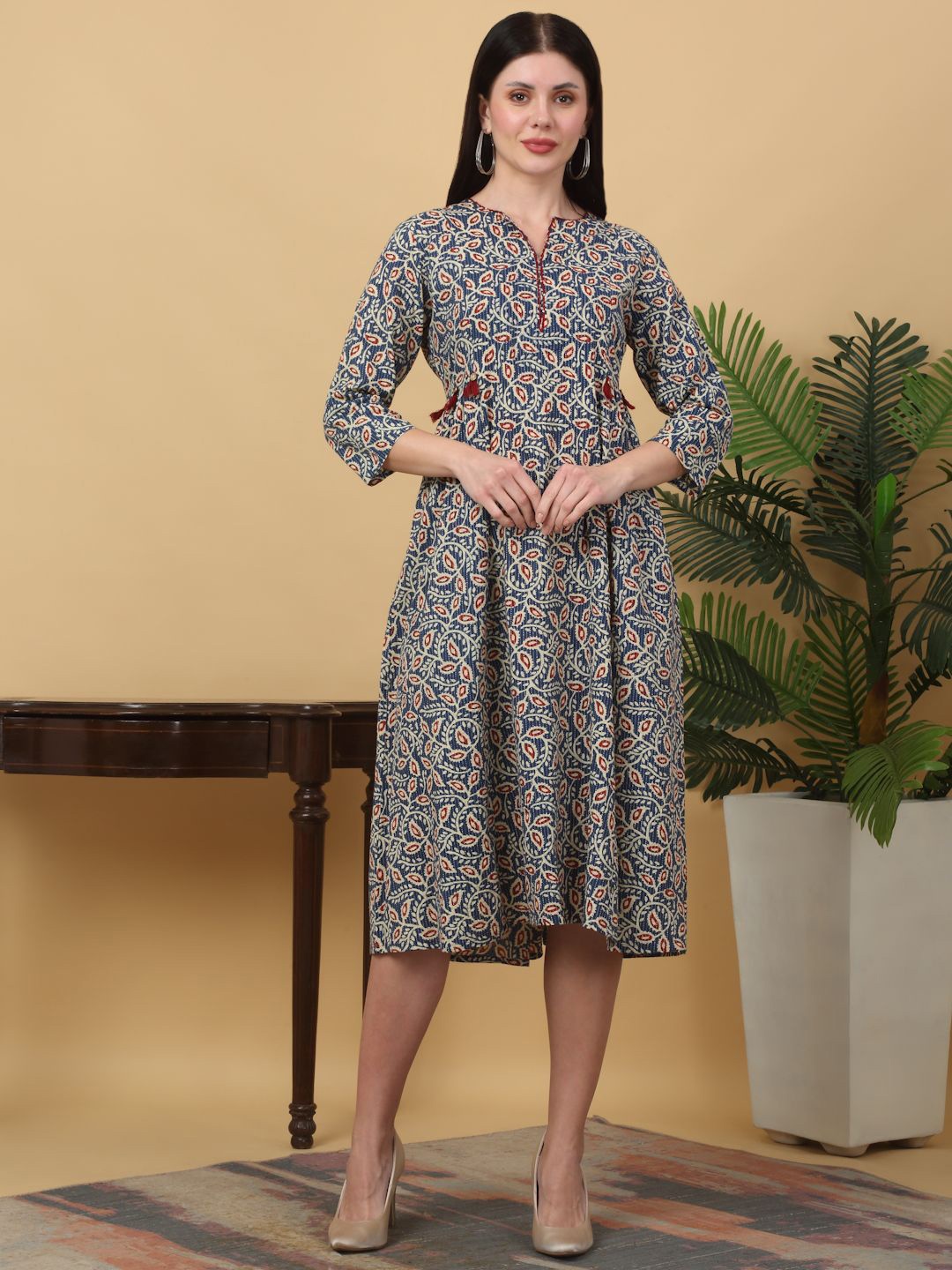 

KALINI Women Floral Printed Floral Kurta, Blue