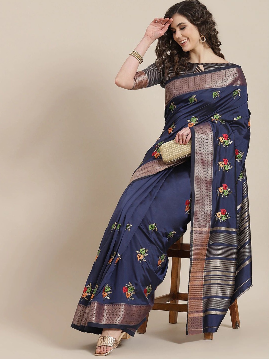 

KAVINDI Floral Embroidered Silk Cotton Saree, Blue