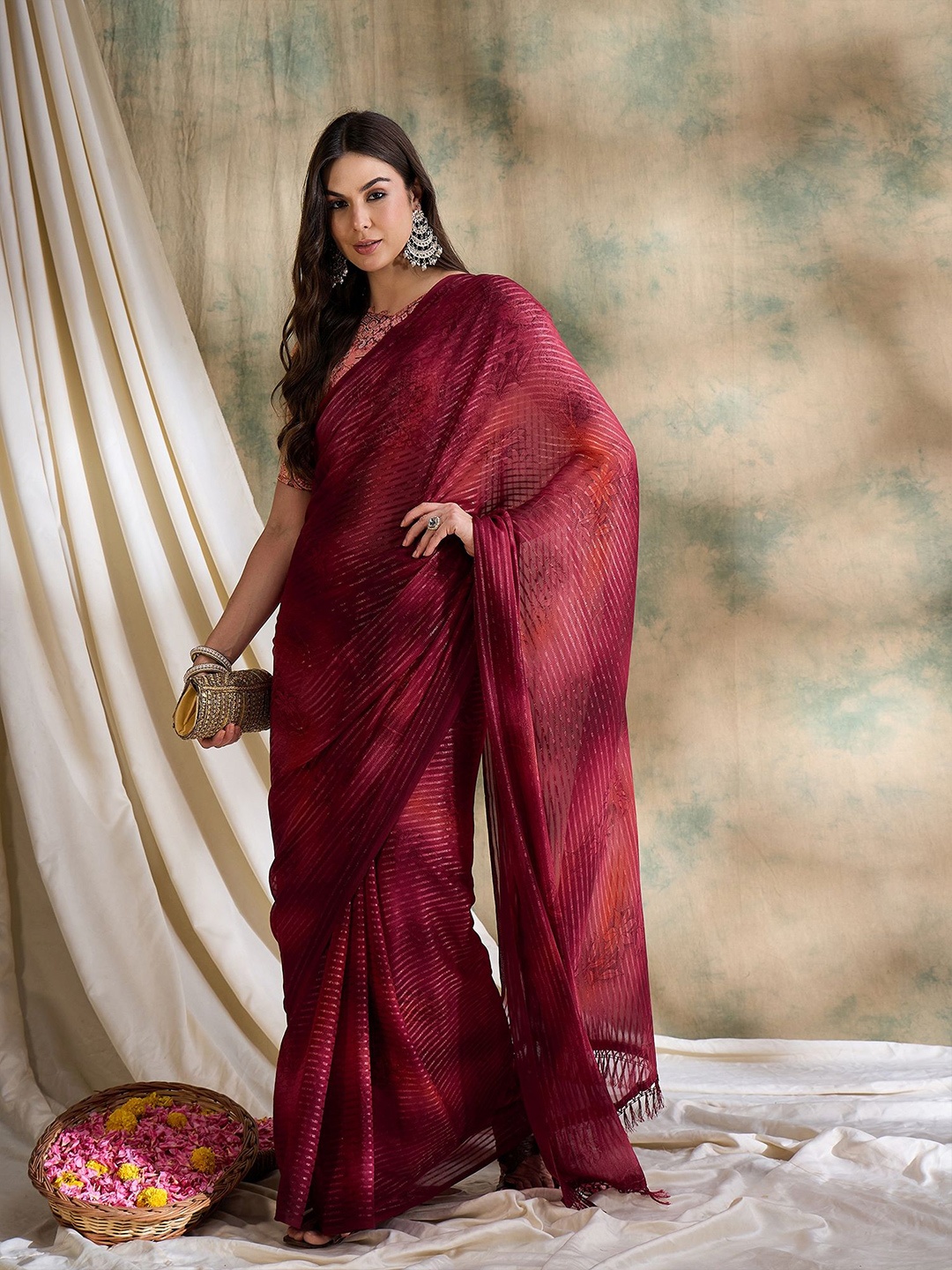

Sangria Printed Saree With Blouse, Red