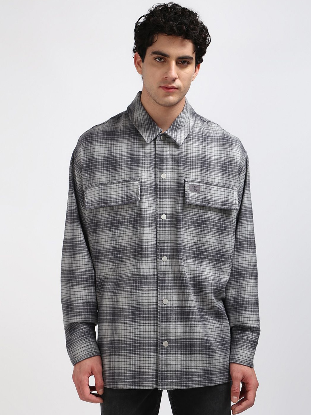 

Calvin Klein Jeans Men Spread Collar Tartan Checked Cotton Casual Shirt, Grey