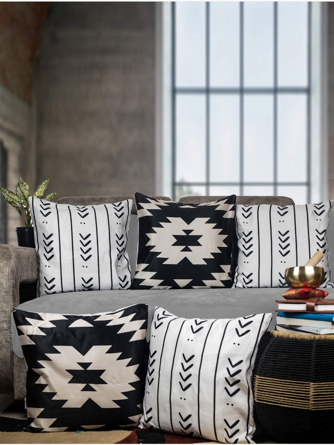 

Vendola Black & White 5 Pieces Geometric Satin Square Cushion Covers