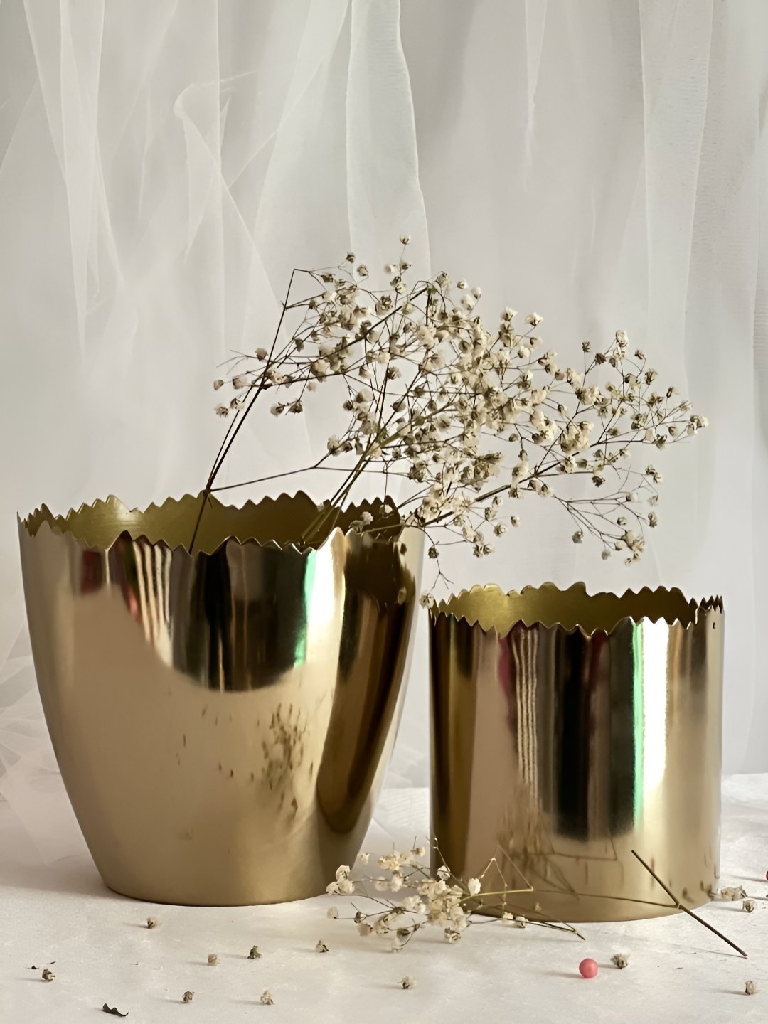 

Timaya's Decor Alpha Gold Toned 2 Pieces Glossy Planters