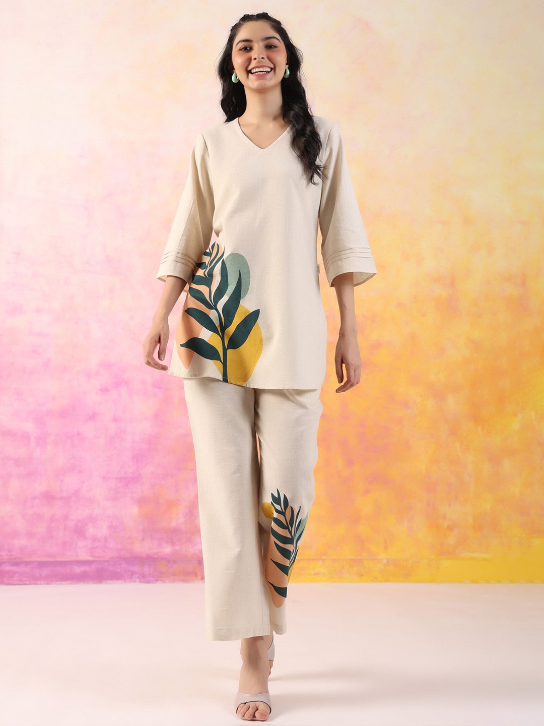 

JISORA Off White Floral Printed V-Neck Pure Cotton Top With Trousers
