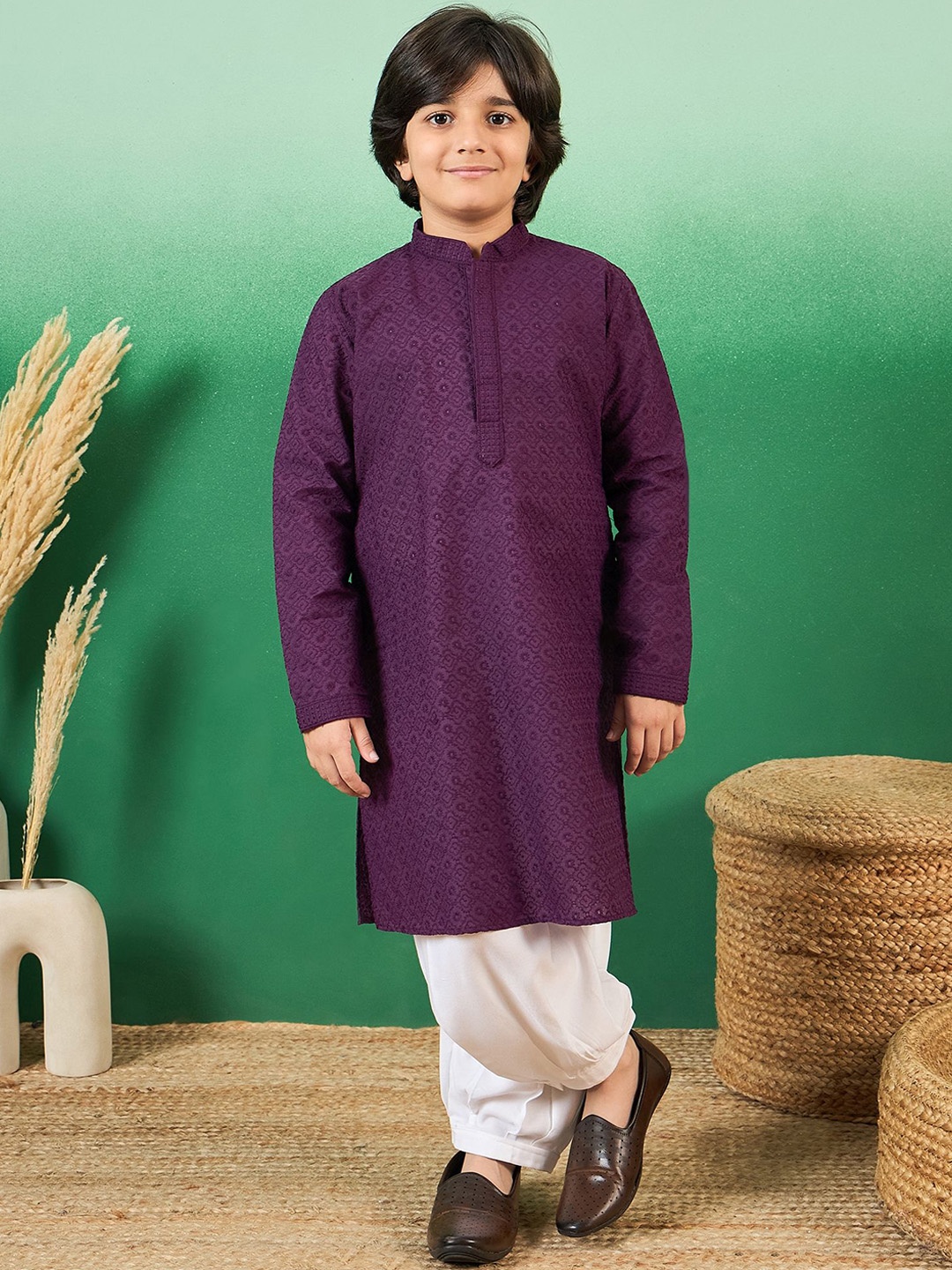 

Sangria Boys Chikankari Embroidered Kurta With Patiala, Purple