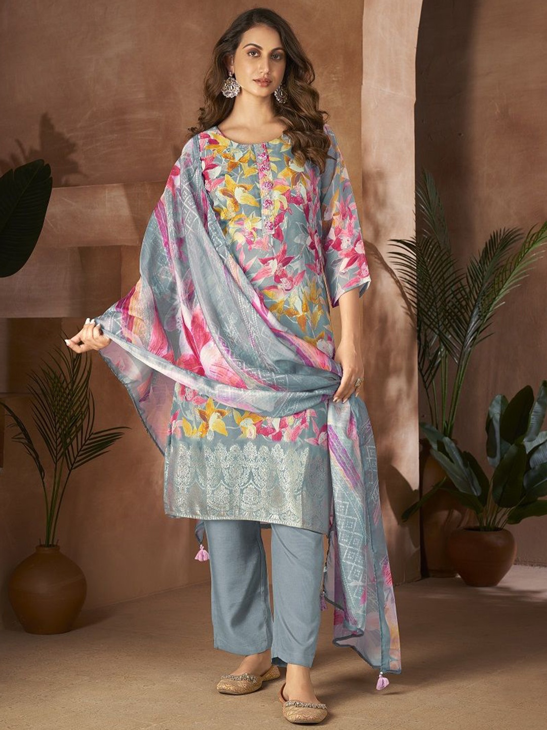 

JIVORA Floral Printed Sequinned Pure Silk Straight Kurta with Trousers & Dupatta, Grey