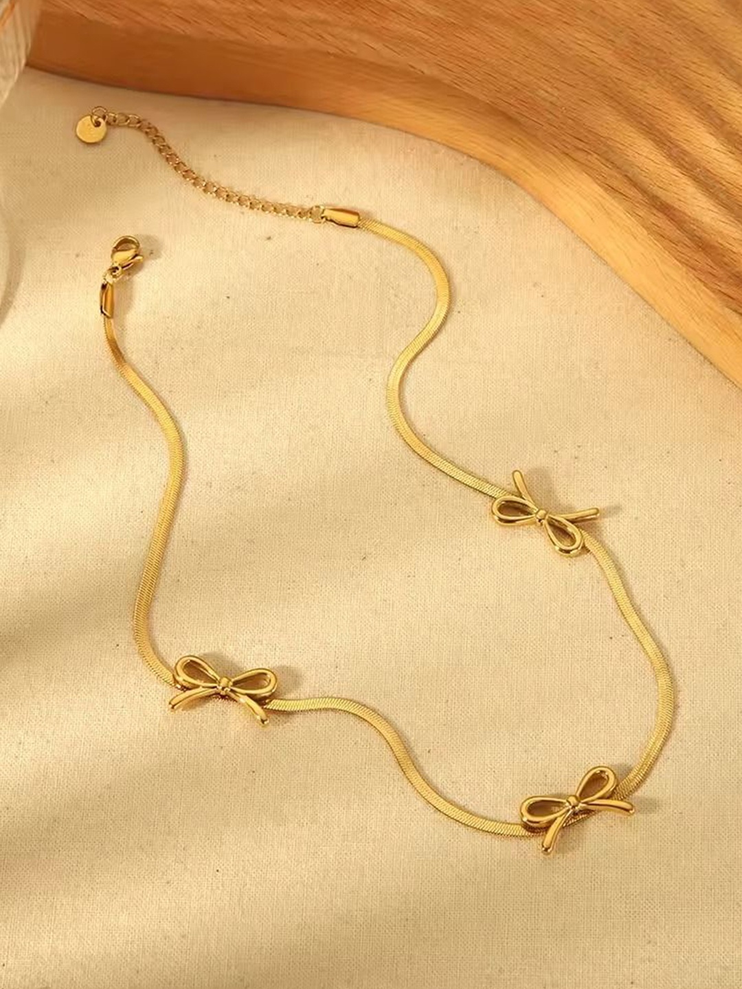 

DIVASTRI Gold-Plated Anti-tarnish Necklace
