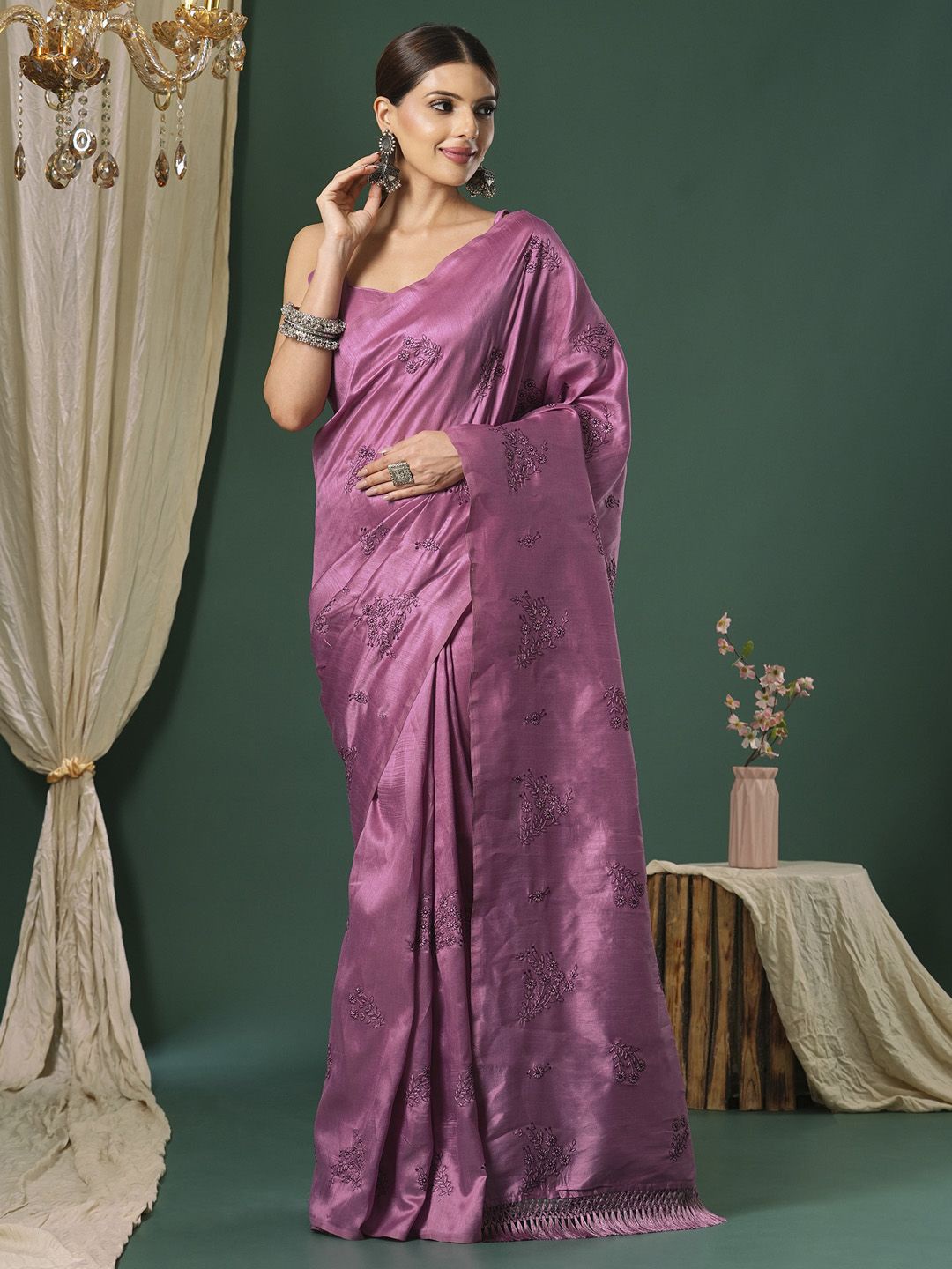 

KALINI Floral Embroidered Silk Blend Saree, Mauve