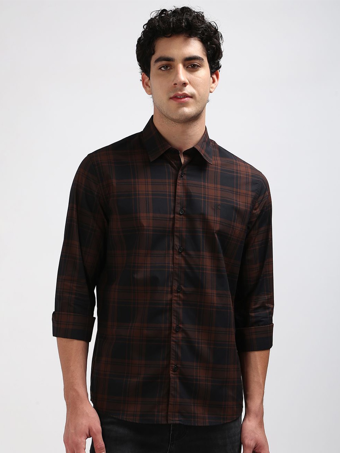 

Calvin Klein Jeans Men Spread Collar Tartan Checked Cotton Casual Shirt, Black