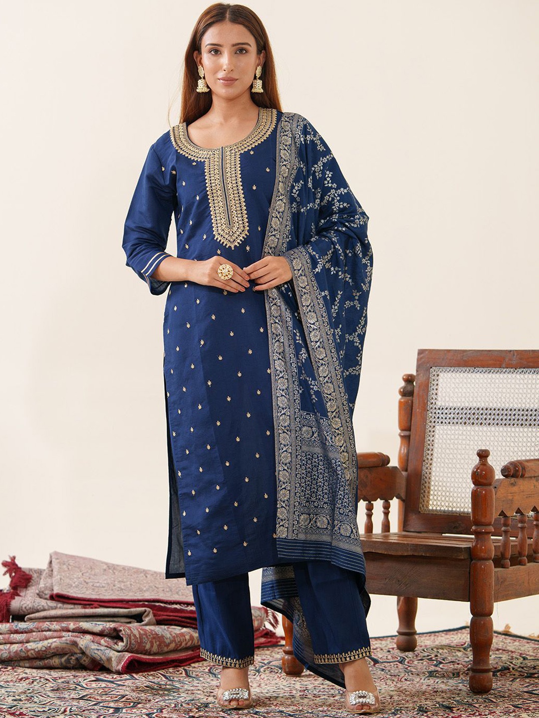 

Meena Bazaar Floral Embroidered Sequinned Straight Kurta With Trousers & Dupatta, Navy blue