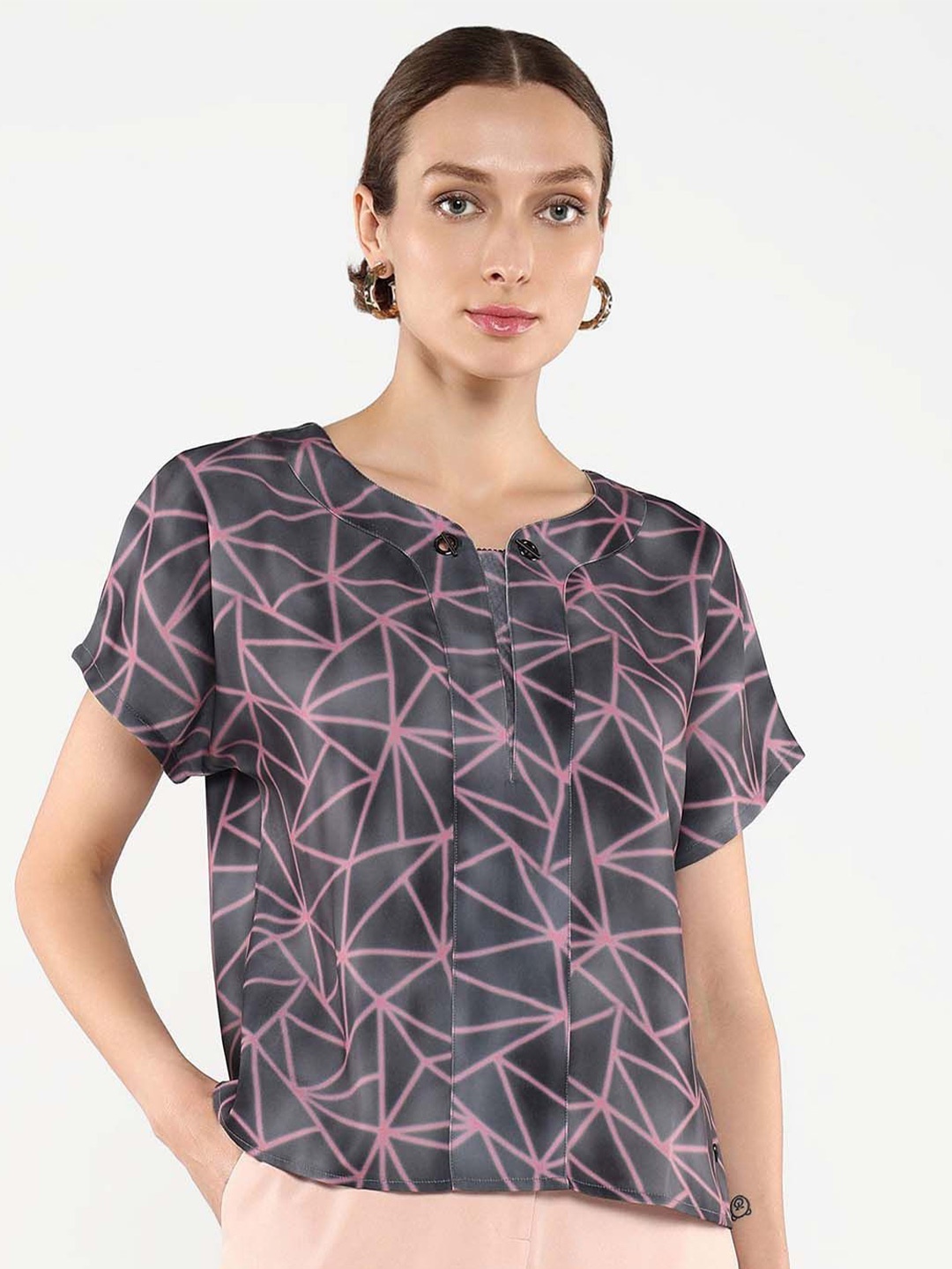 

RAREISM Women Abstract Printed Lapel Collar Top, Grey