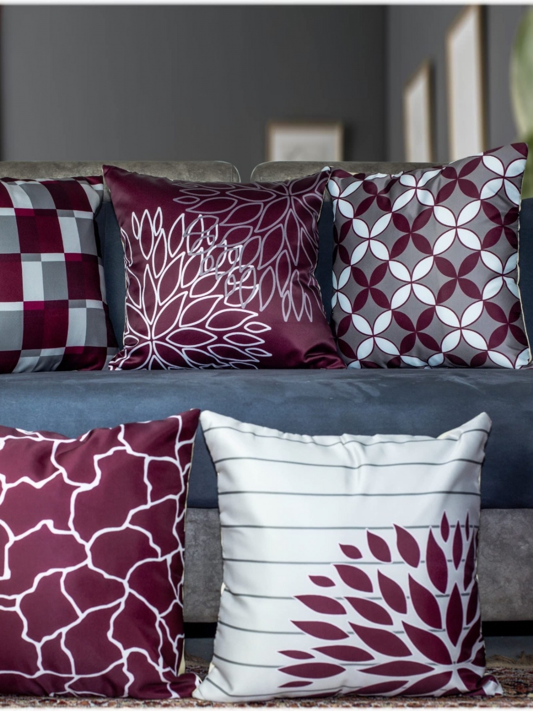 

Vendola Burgundy & White 5 Pieces Geometric Printed Satin Square Cushion Covers