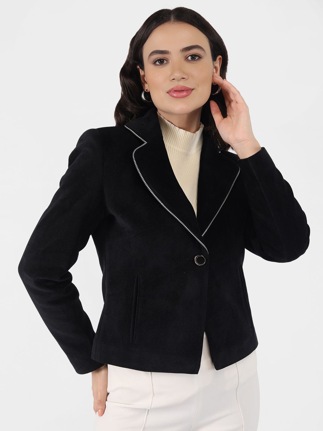 

LURE URBAN Women Notched Lapel Single-Breasted Blazer, Black