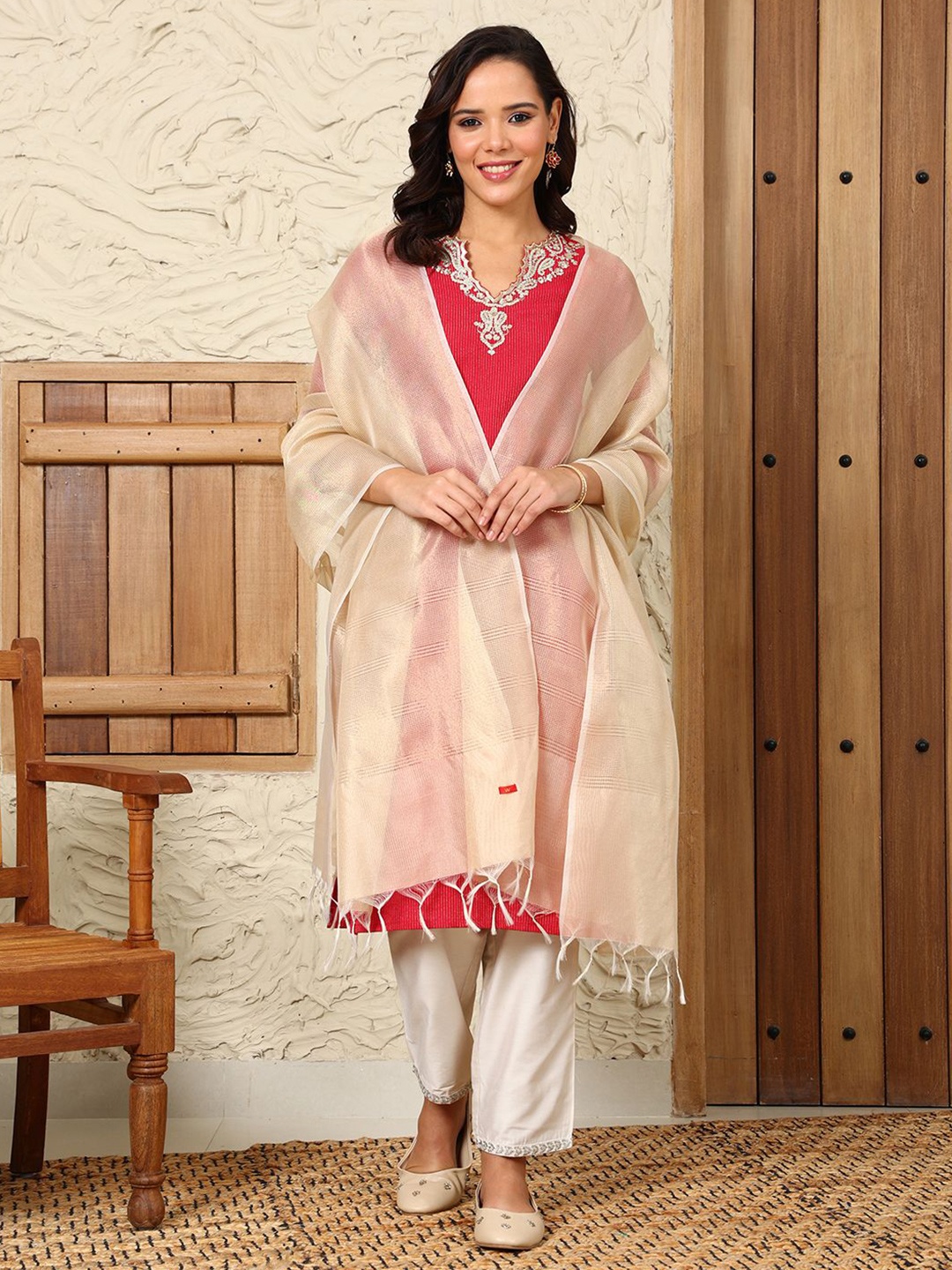 

W Dupatta, Off white