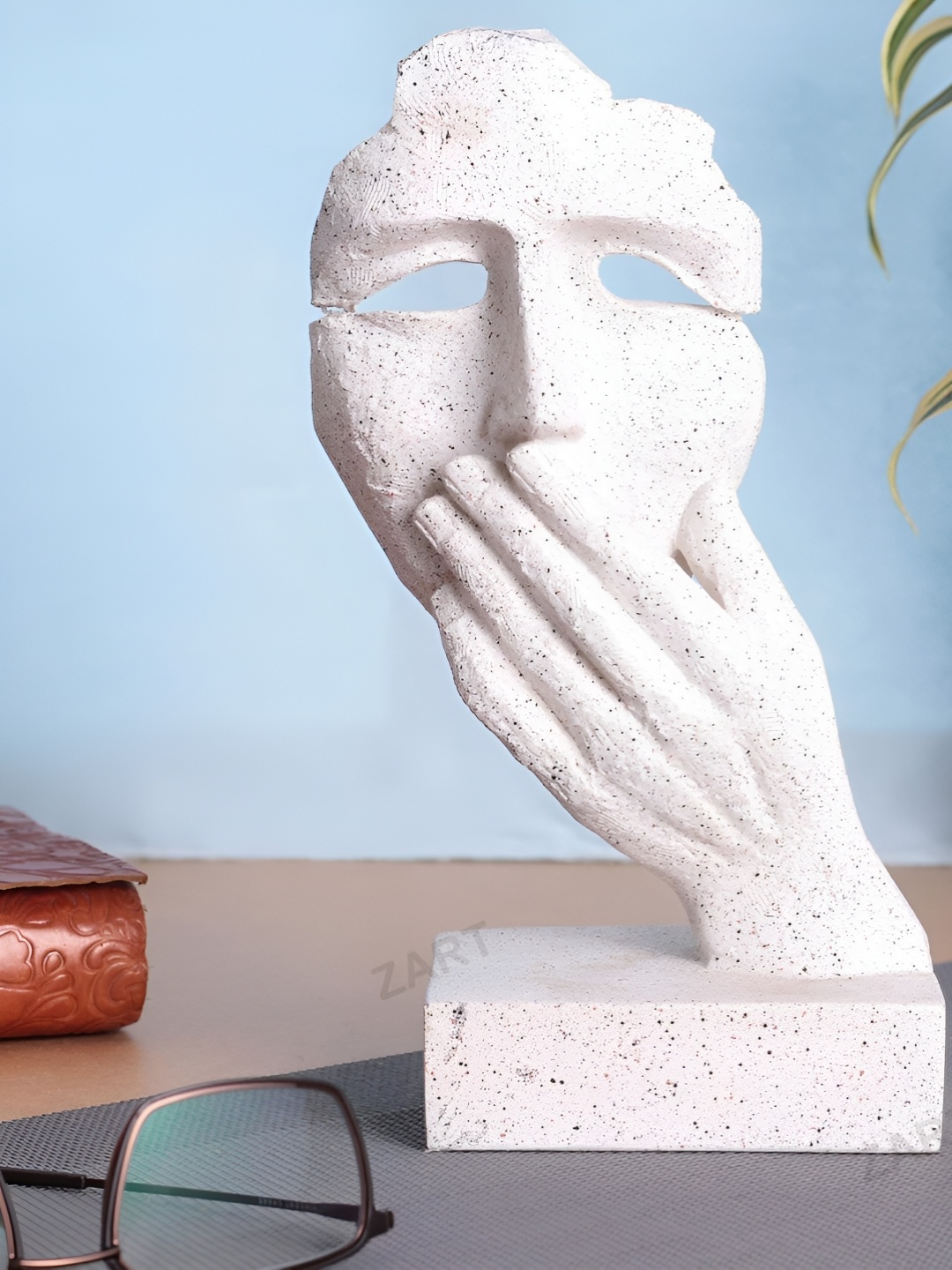 

Zart White Face Figurine Showpiece