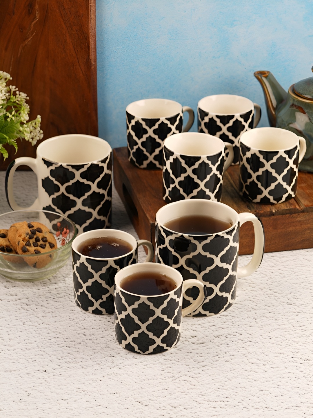 

CDI Black & White 8 Pieces Geometric Printed Ceramic Glossy Cups & Mugs Set