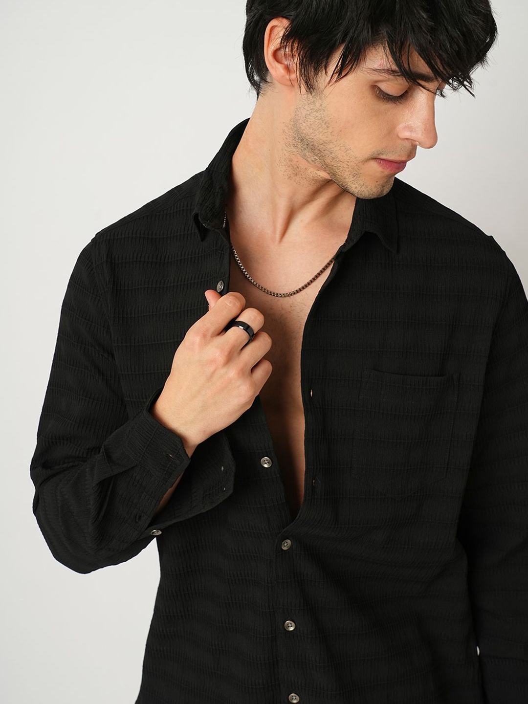

VASTRADO Men Classic Spread Collar Textured Slim Fit Casual Shirt, Black