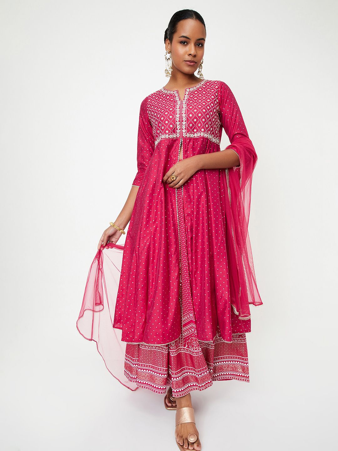 

Kalki x Max Floral Embroidered Sequinned Ready to Wear Lehenga Choli, Fuchsia