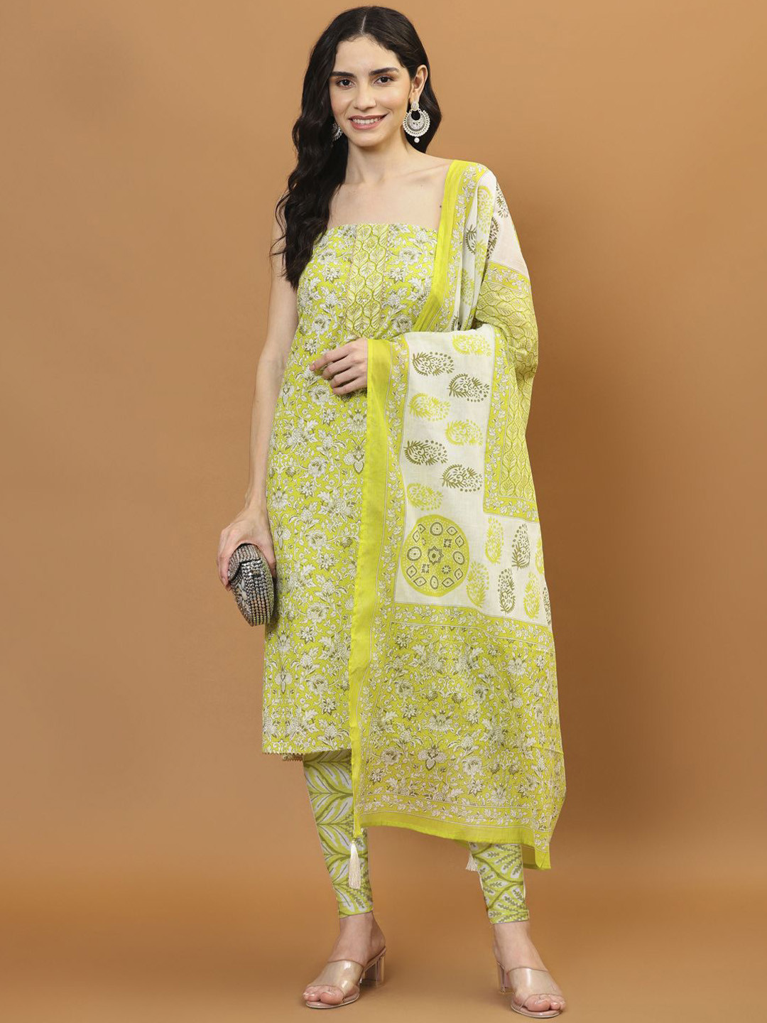 

Meena Bazaar Printed Unstitched Dress Material, Green