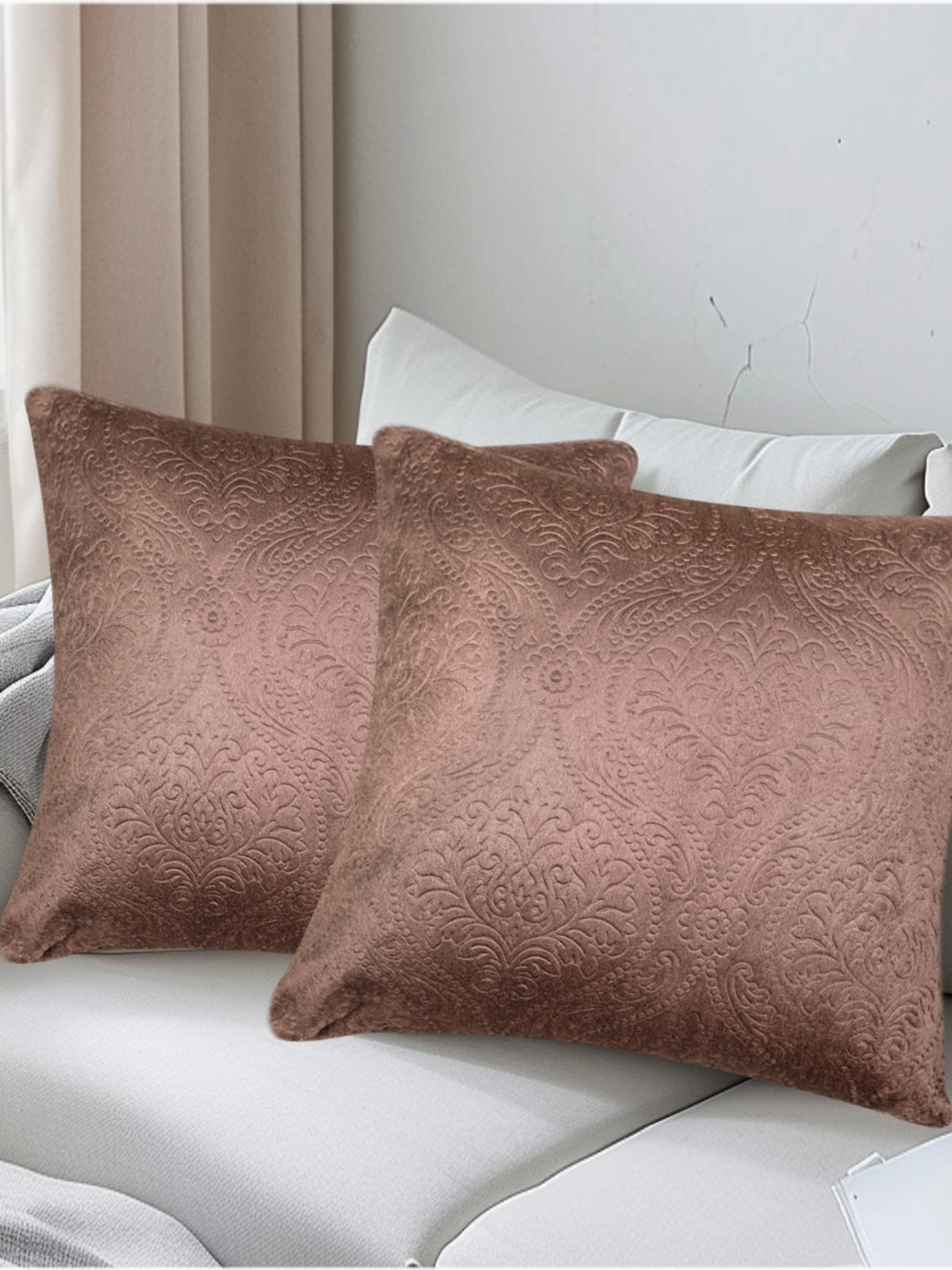 

Vendola Brown Set of 2 Floral Velvet Square Cushion Covers