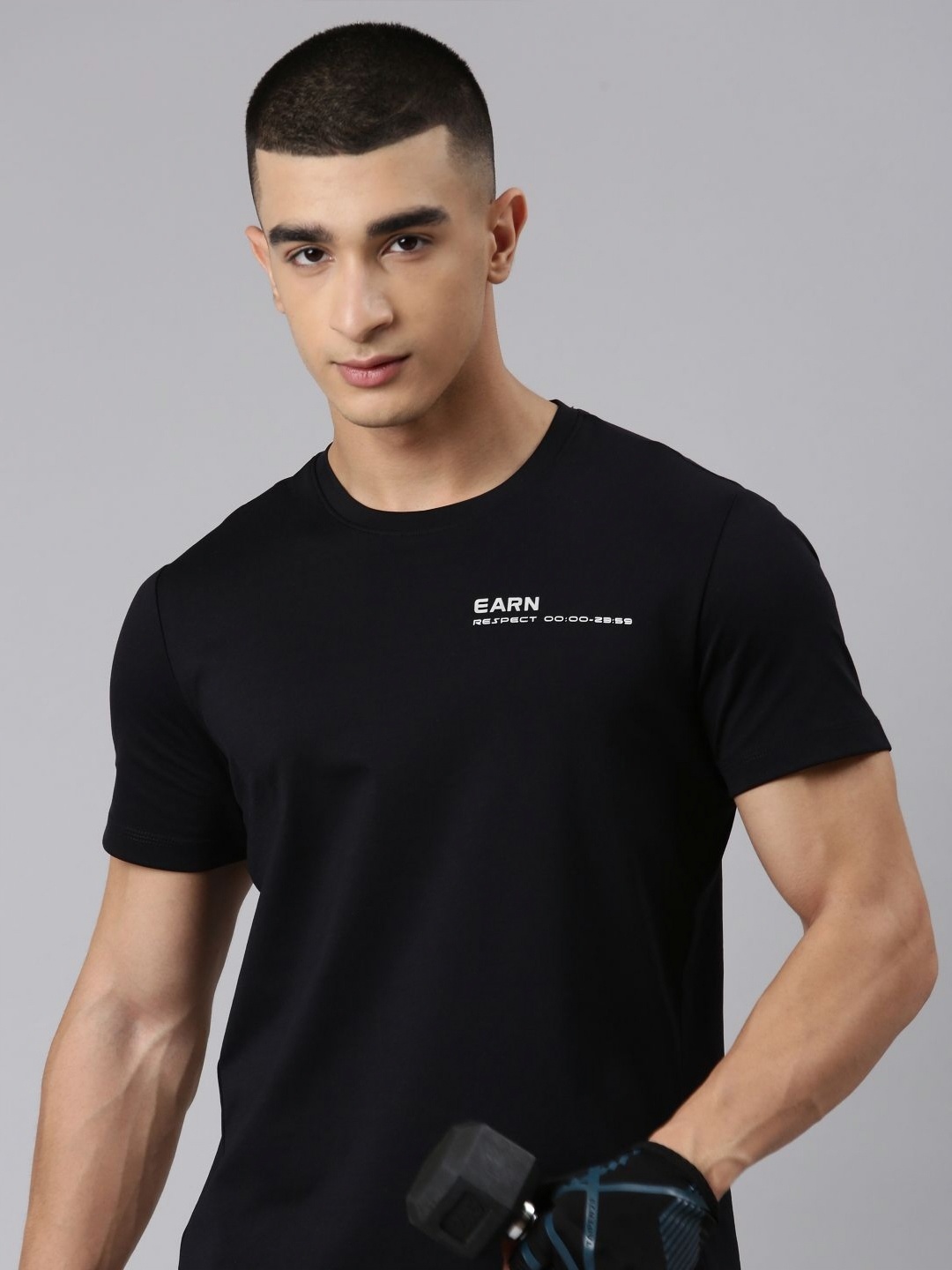 

Xtep Men Stretchex Typography Printed Round Neck Cotton T-shirt, Black