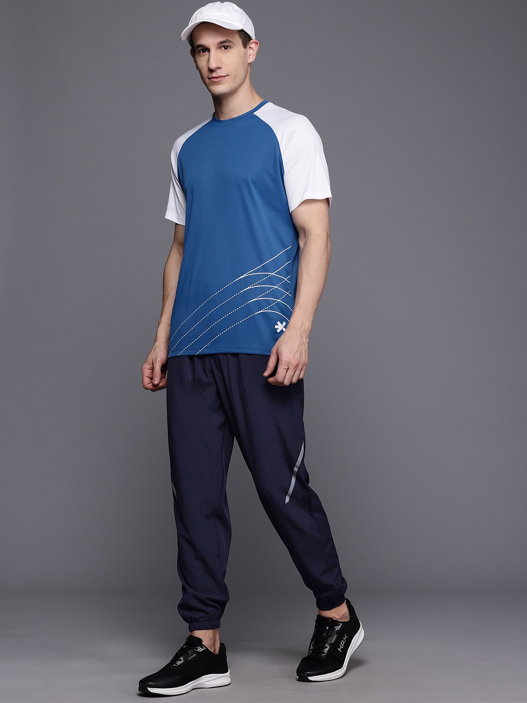 

HRX by Hrithik Roshan Colourblocked Rapid-Dry Running T-shirt, Blue
