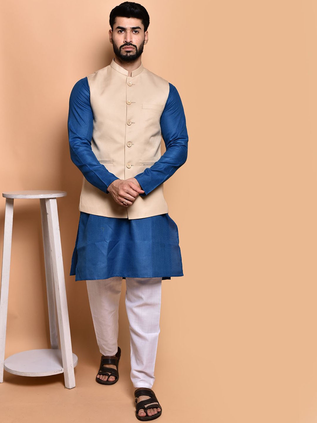 

PRINTCULTR Men Regular Pure Cotton Kurta with Trousers, Blue