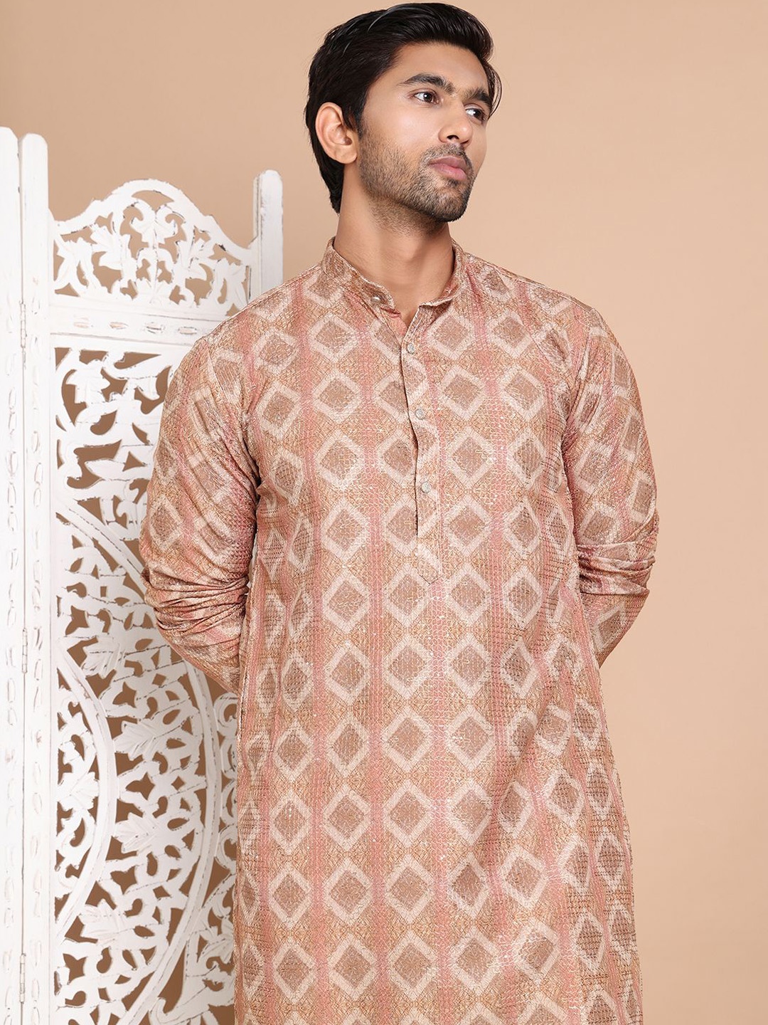 

Anouk Men Geometric Printed Sequinned Kurta, Brown
