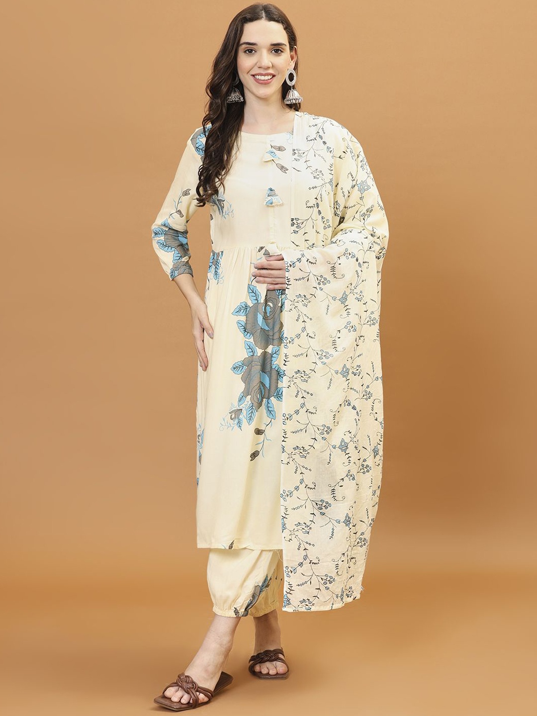 

Meena Bazaar Floral Printed Round Neck Anarkali Kurta With Trousers & Dupatta, Yellow