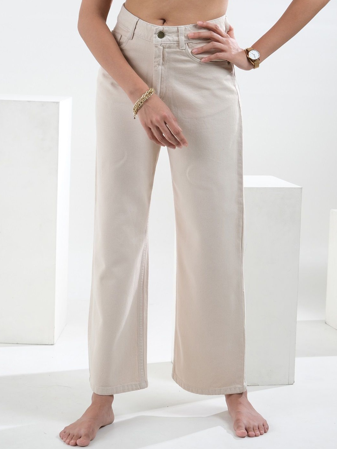 

FILLY Women Wide Leg High-Rise Highly Distressed Jeans, Cream